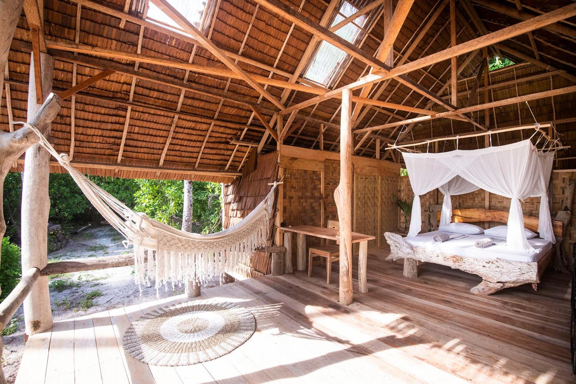 Driftwood room at Pinang Island view 4