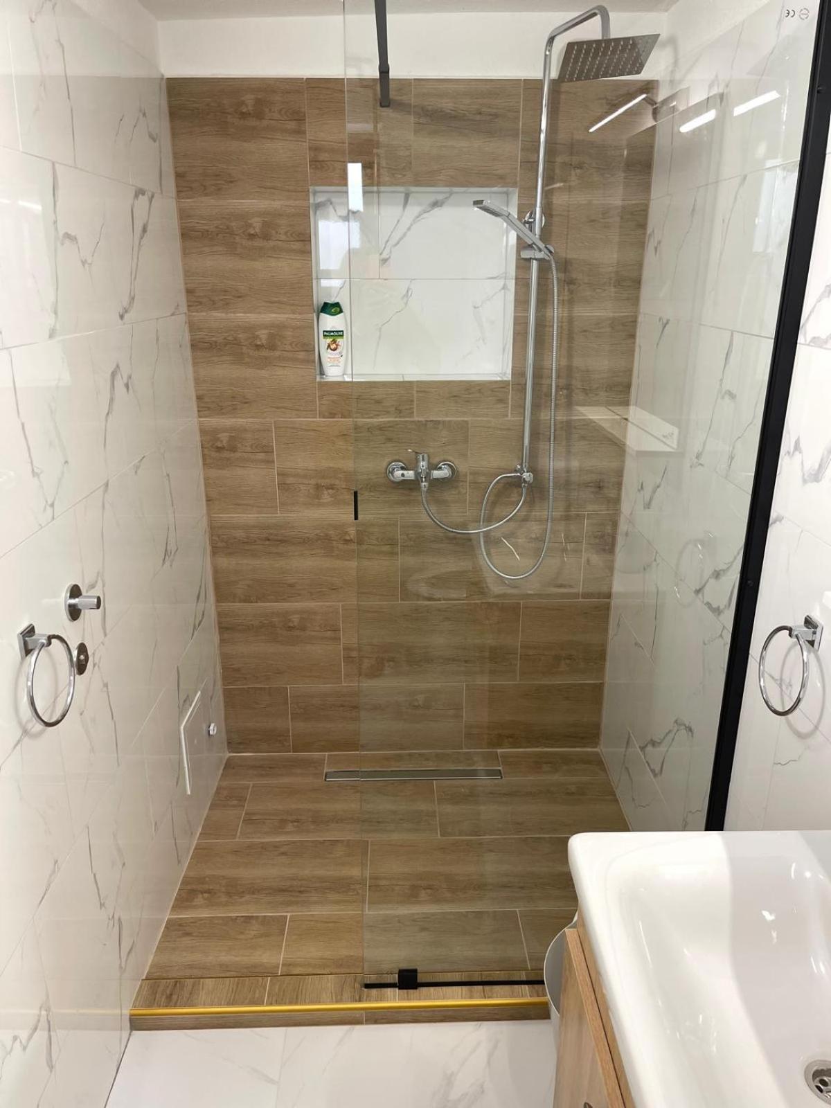 Studio apartman Ana