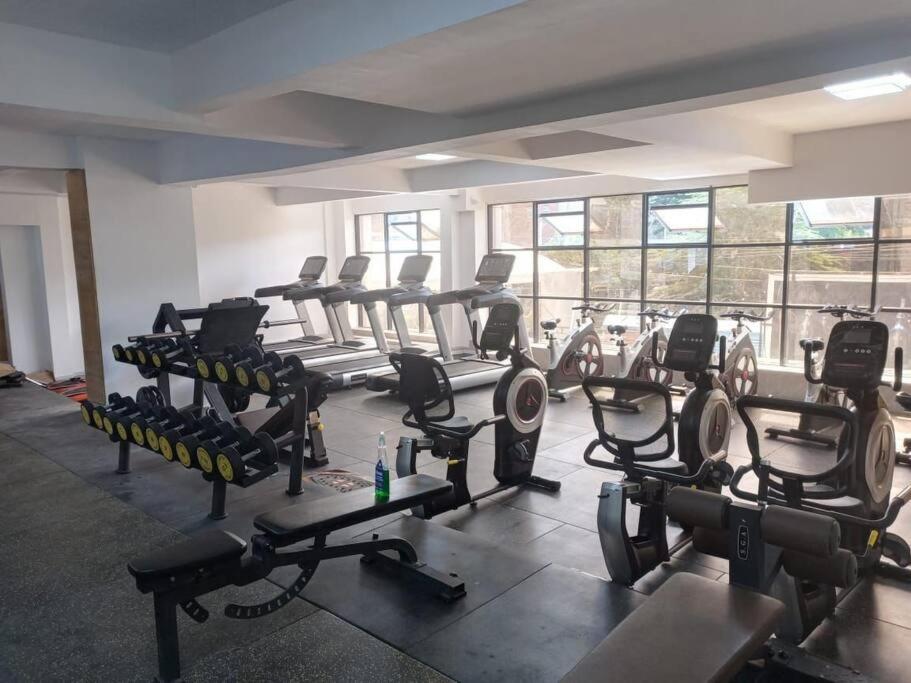 GoldPark Luxury Apartments view 5