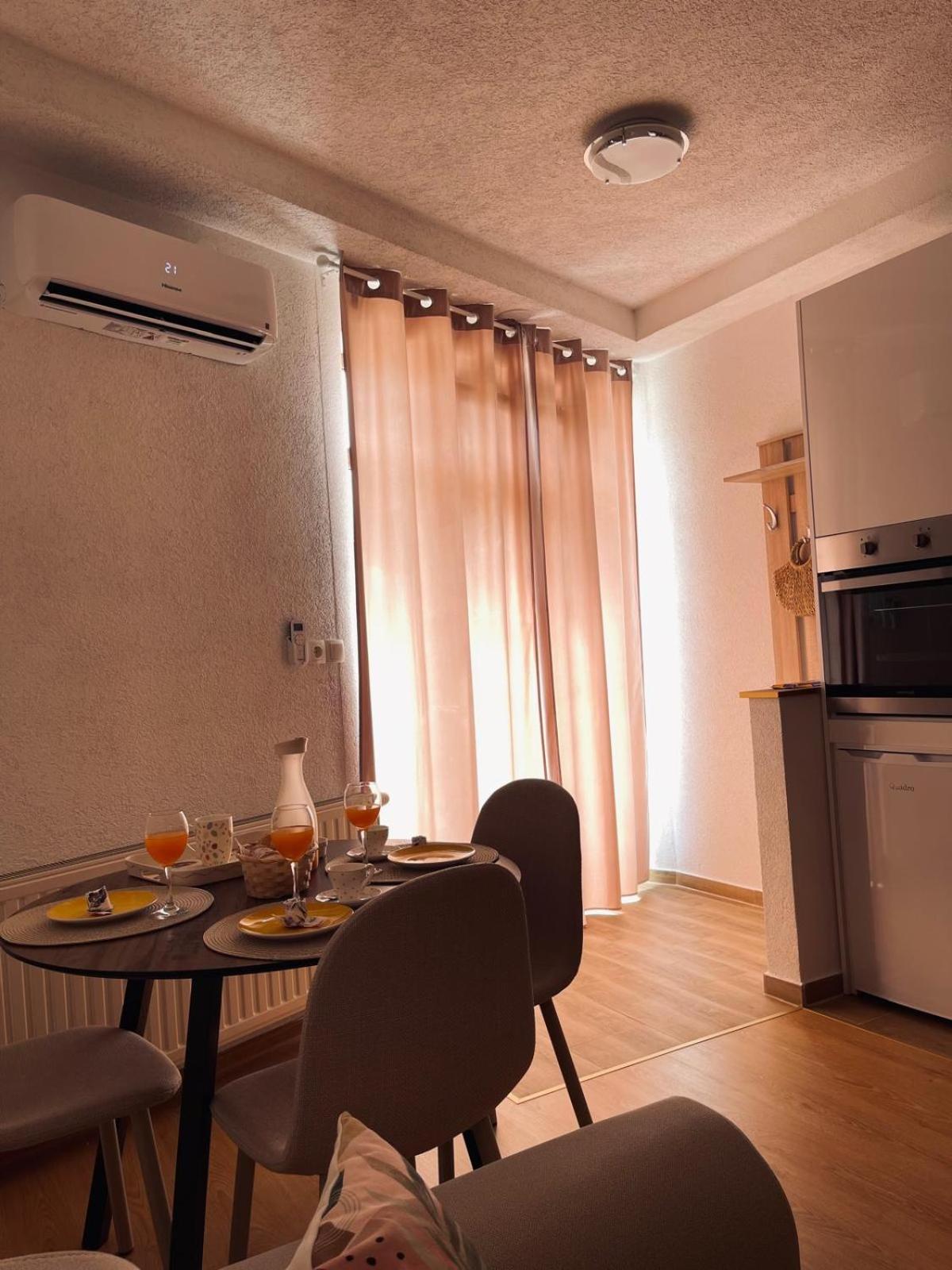 Studio apartman Ana