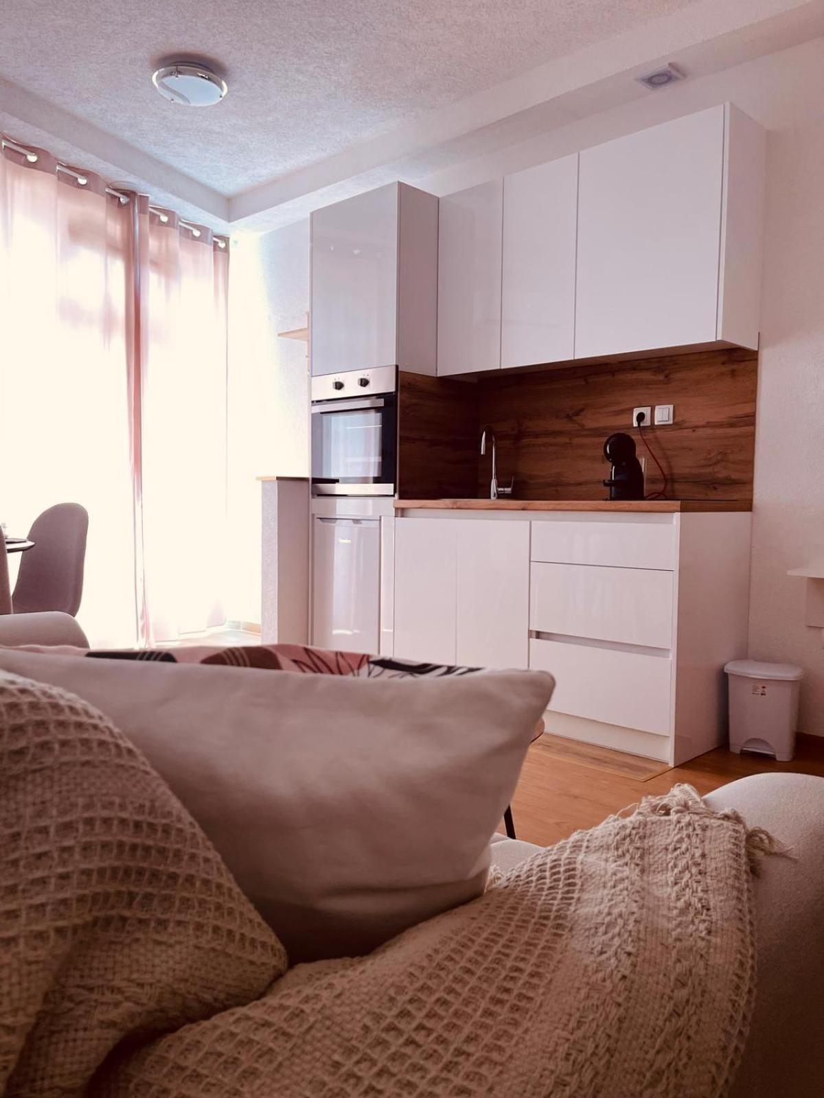 Studio apartman Ana