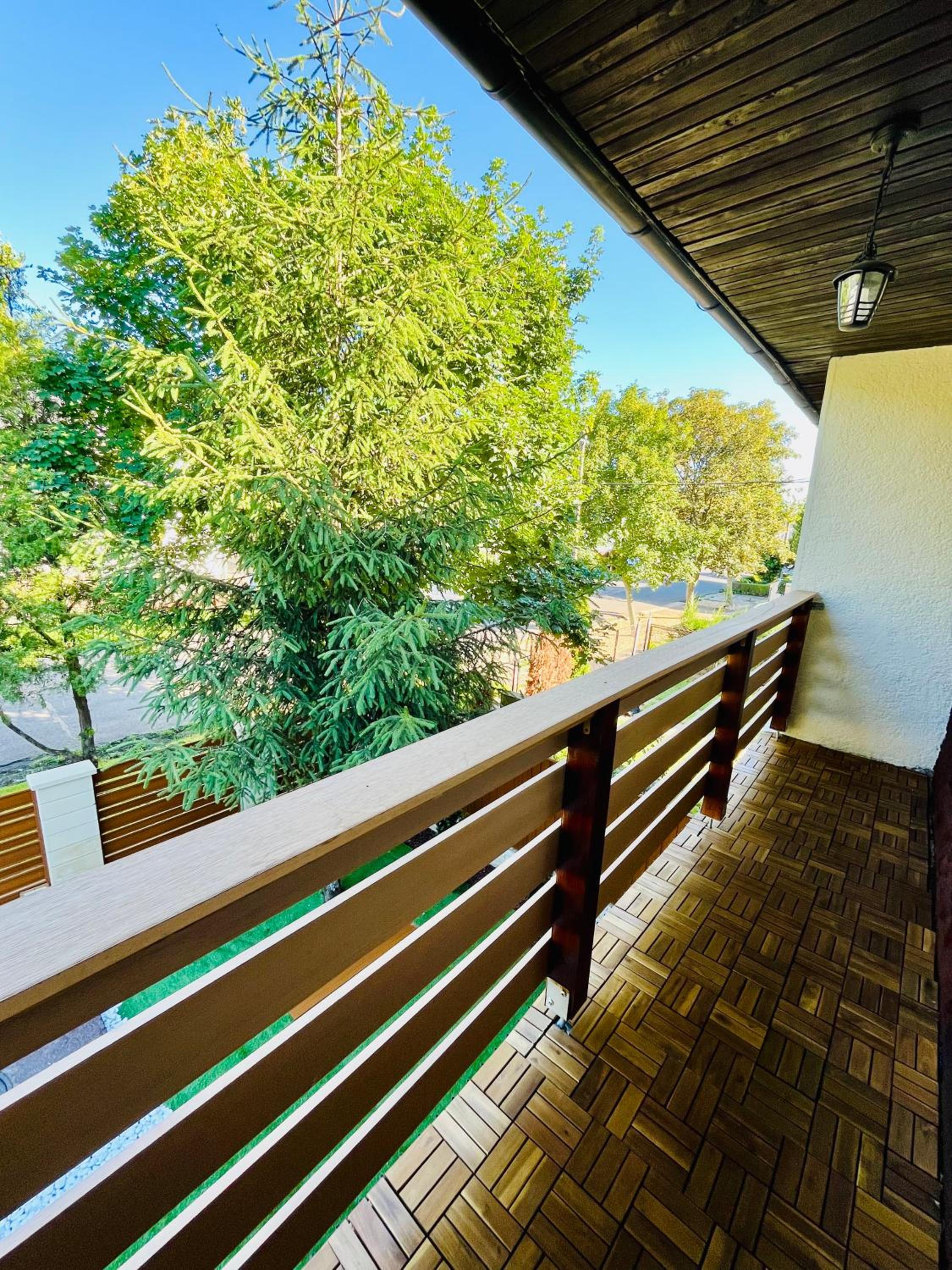 Hugo Residence