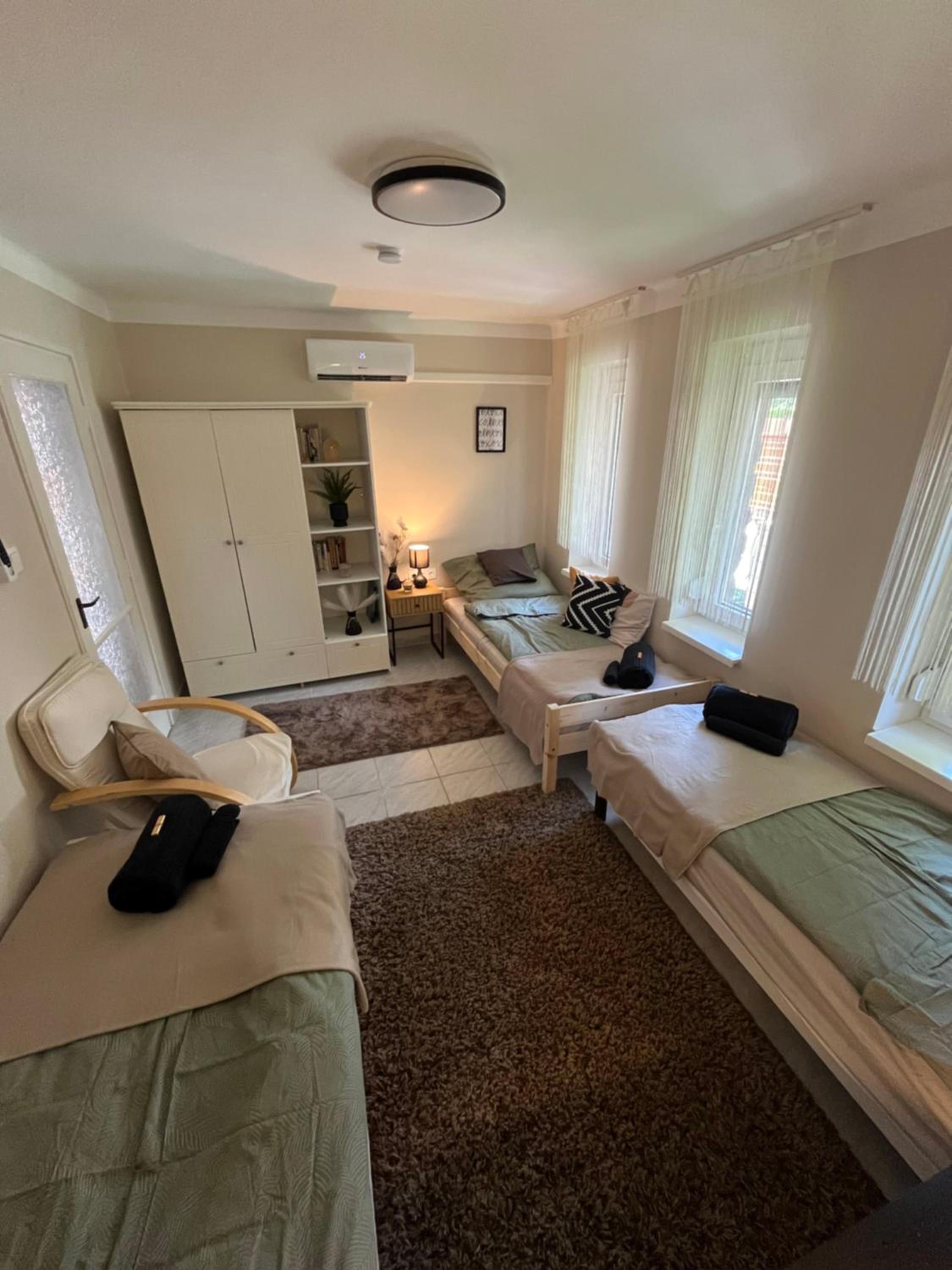 Hugo Residence