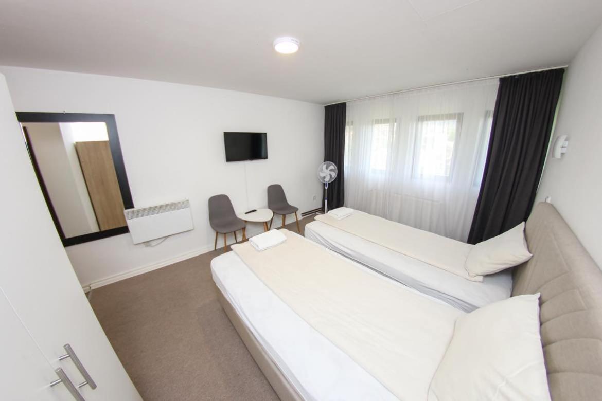 Guest House LIKE