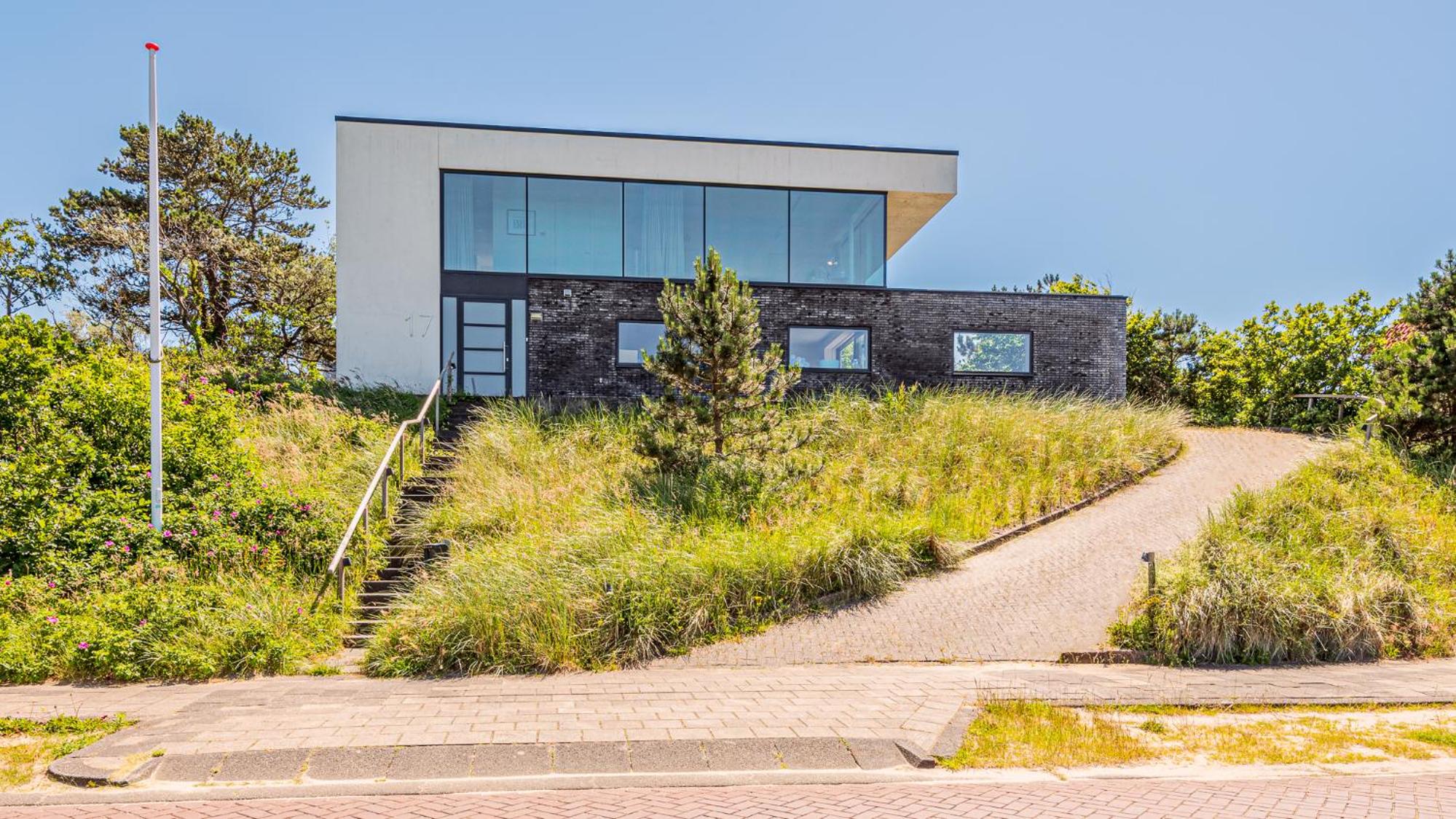 Villa Sea breeze view 2