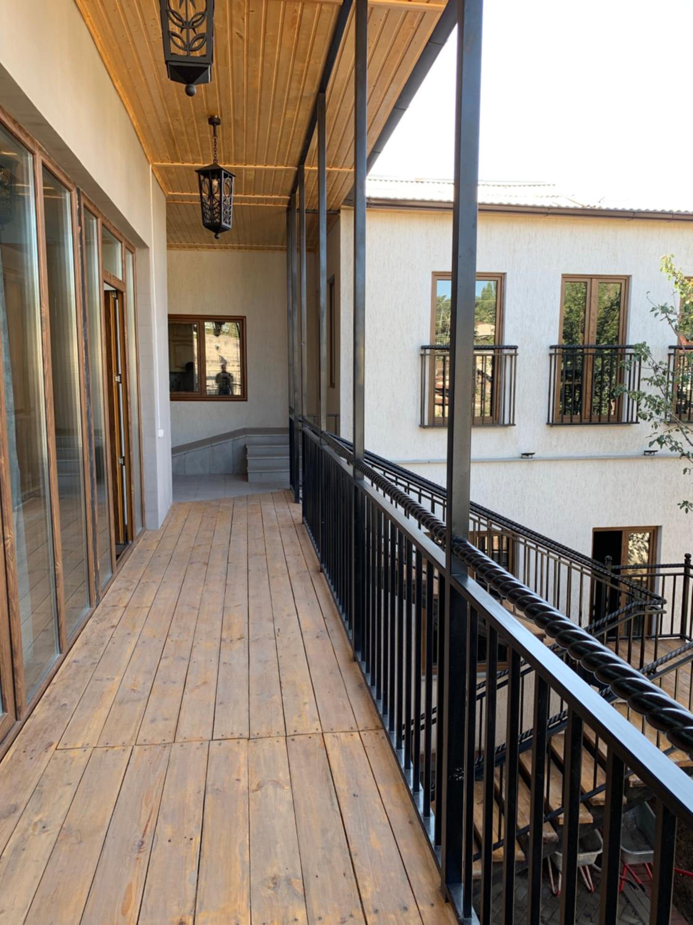 Nur Guest House