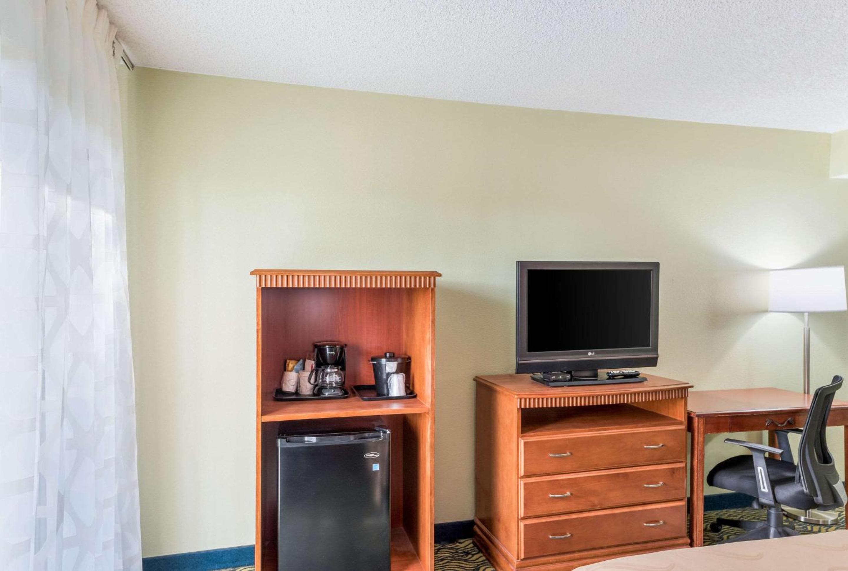 Payson Vacations - Quality Inn Payson - Property Image 9