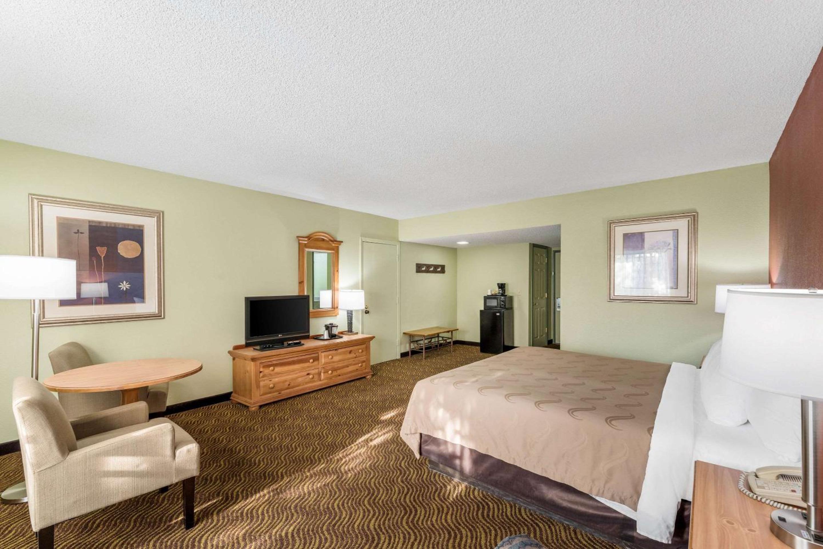Payson Vacations - Quality Inn Payson - Property Image 12