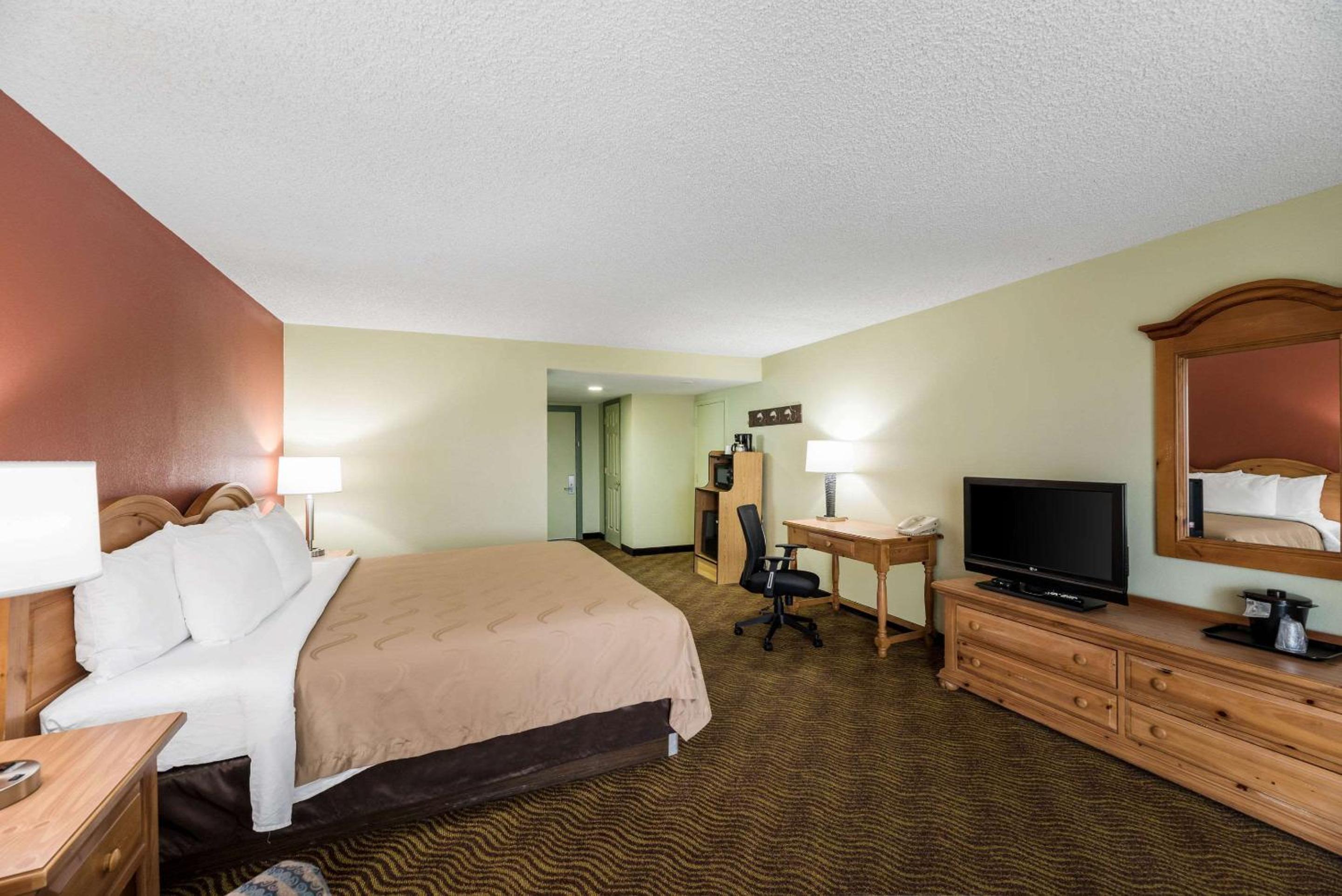 Payson Vacations - Quality Inn Payson - Property Image 17