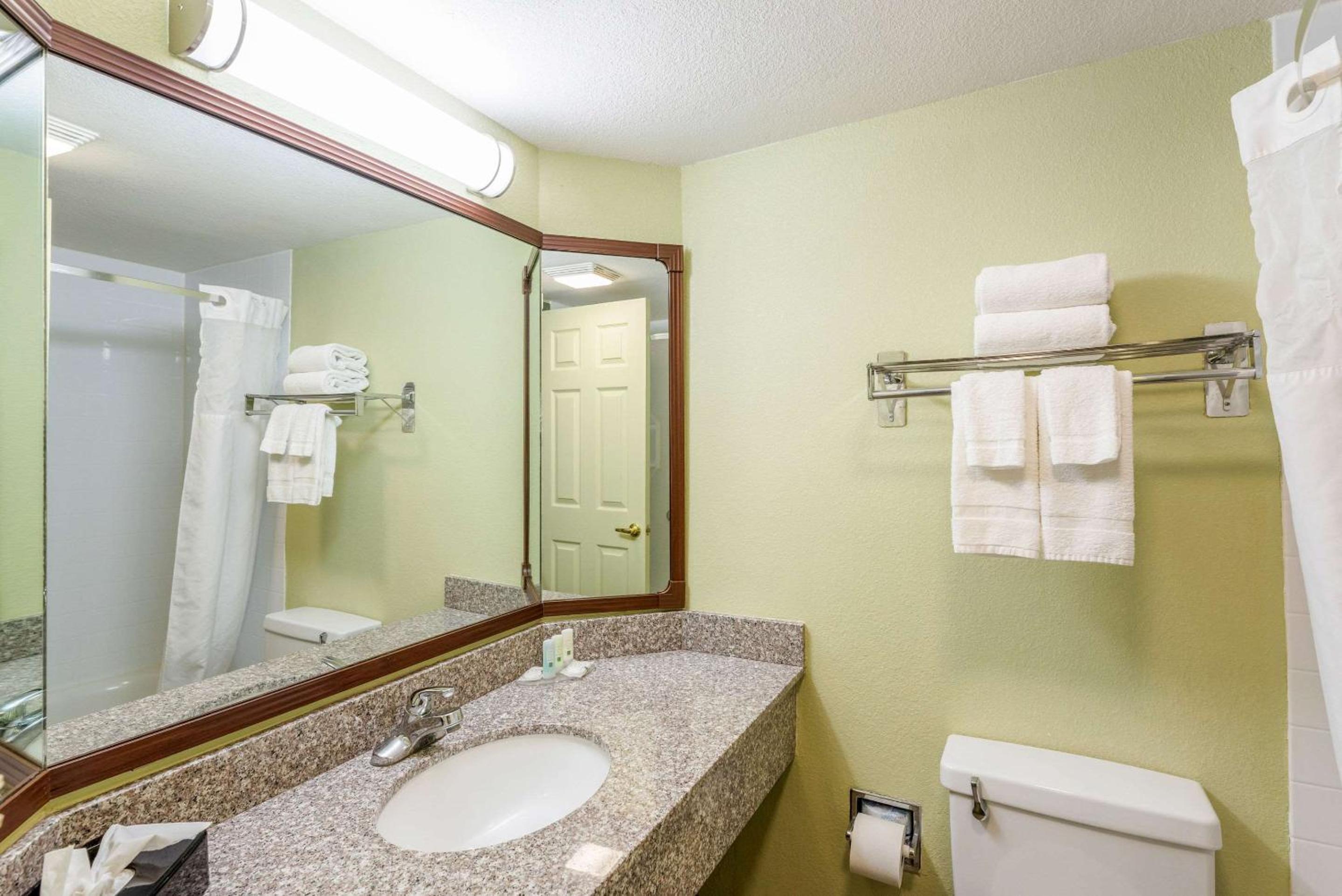 Payson Vacations - Quality Inn Payson - Property Image 23