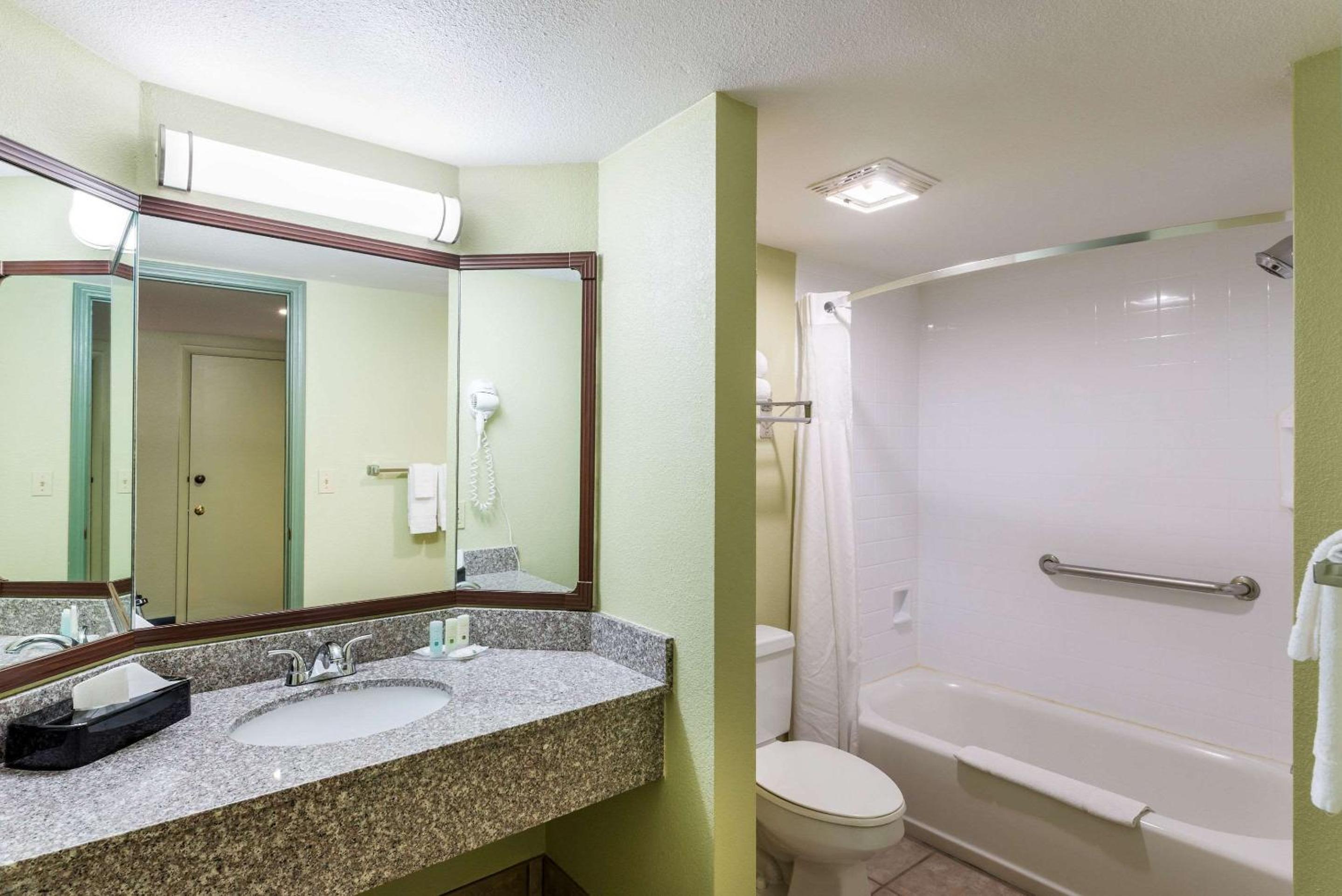 Payson Vacations - Quality Inn Payson - Property Image 32