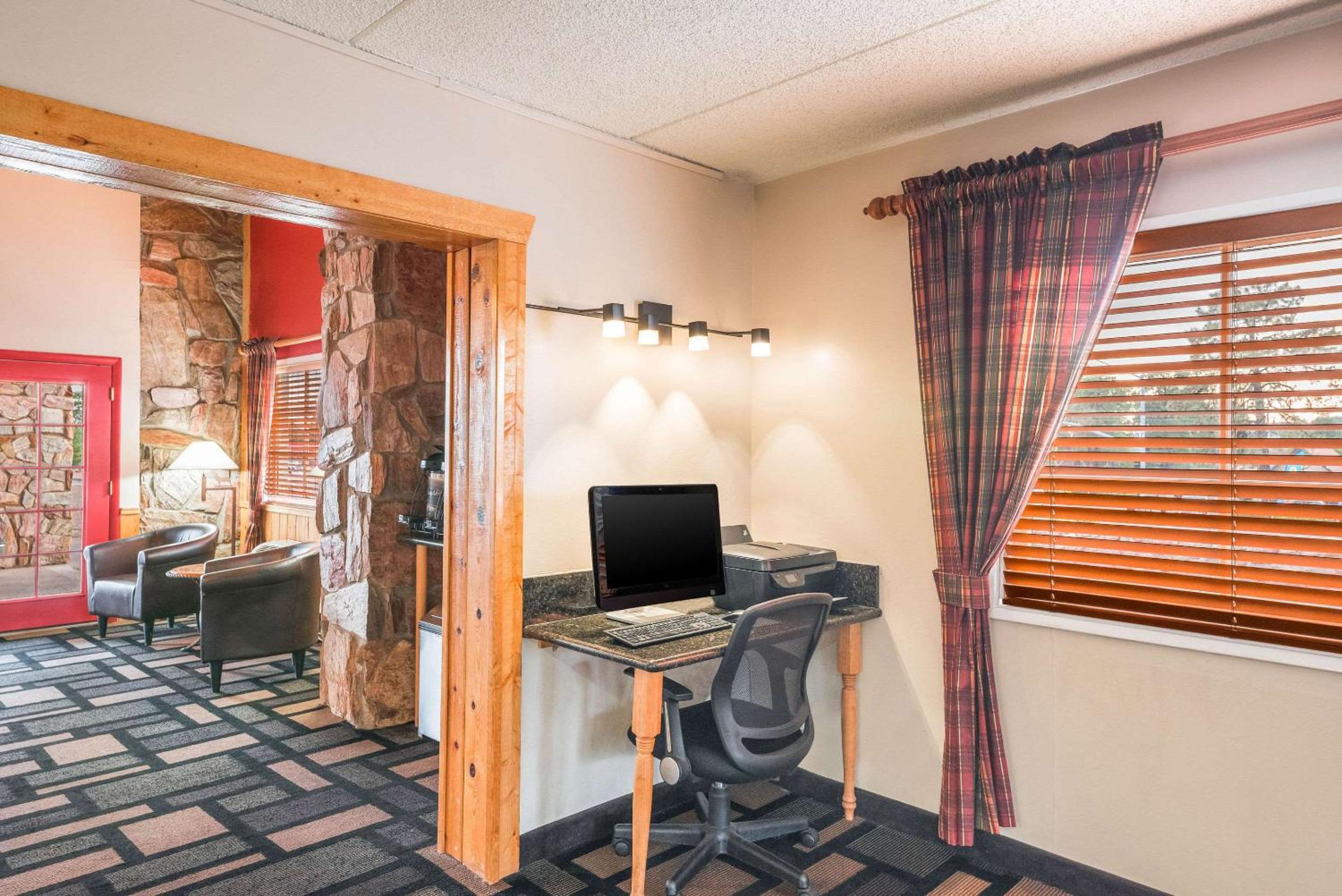 Payson Vacations - Quality Inn Payson - Property Image 41