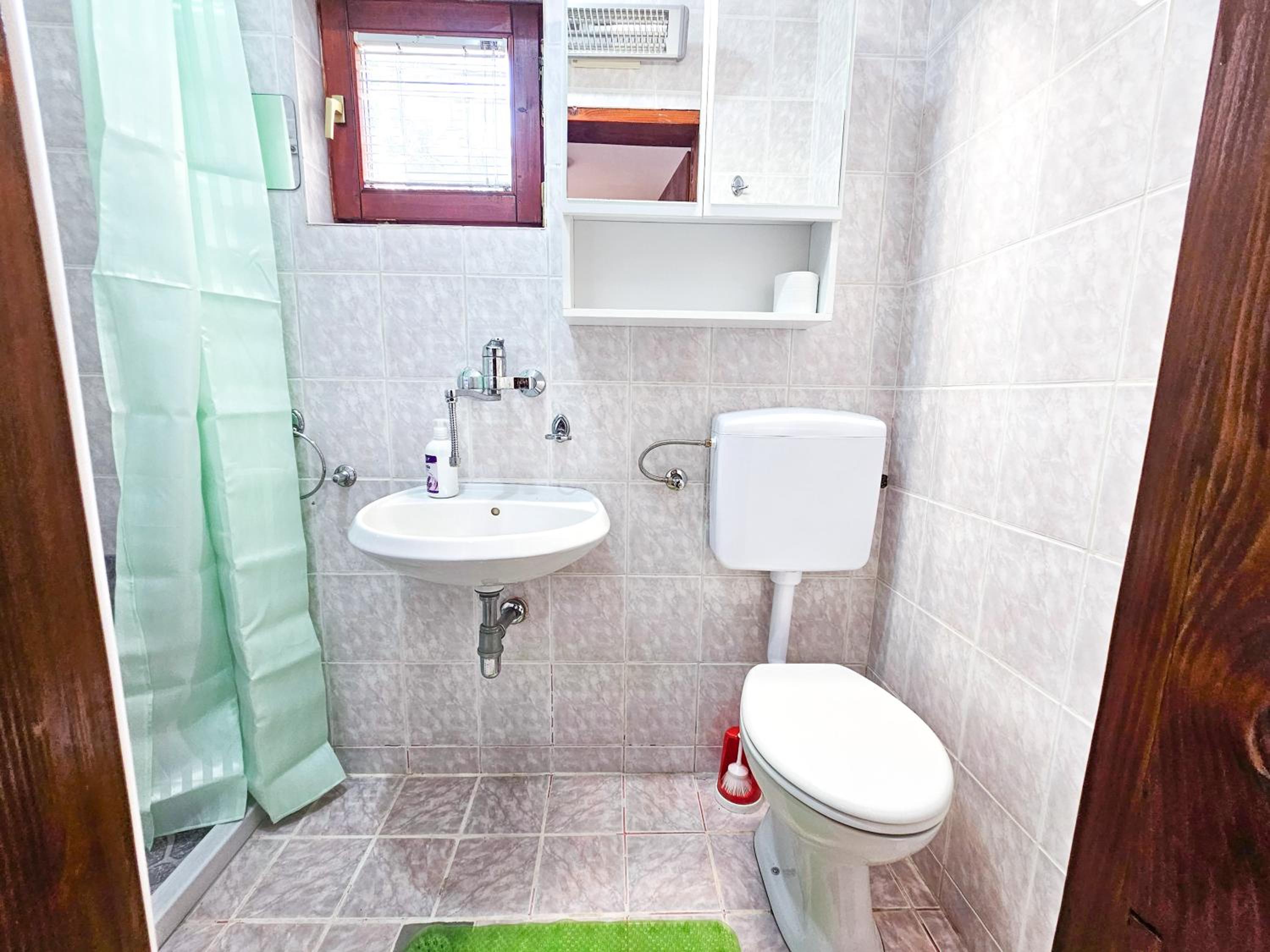 Sarajevo Pine Hideaway - Free Private Parking