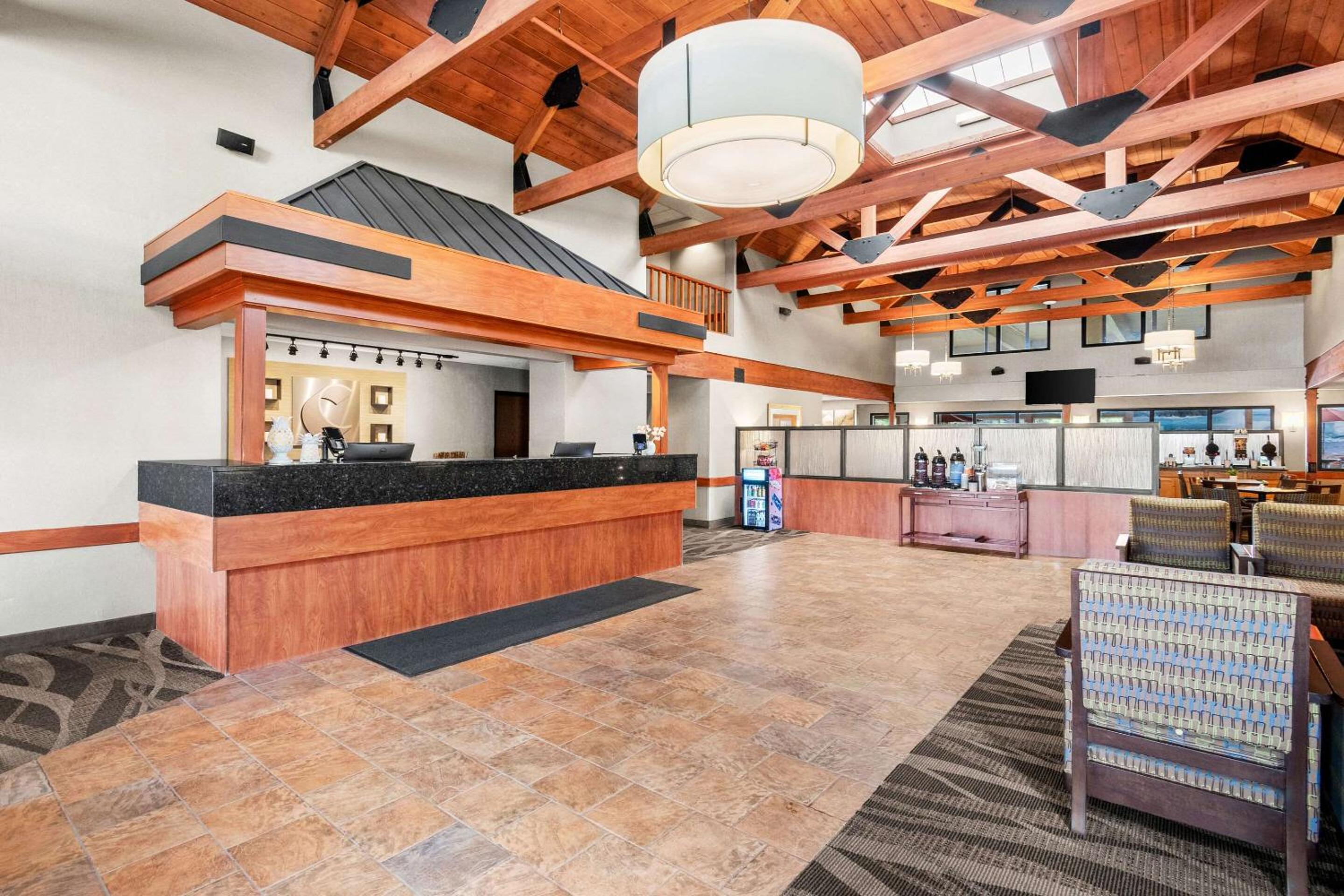 Comfort Inn Duluth West view 5
