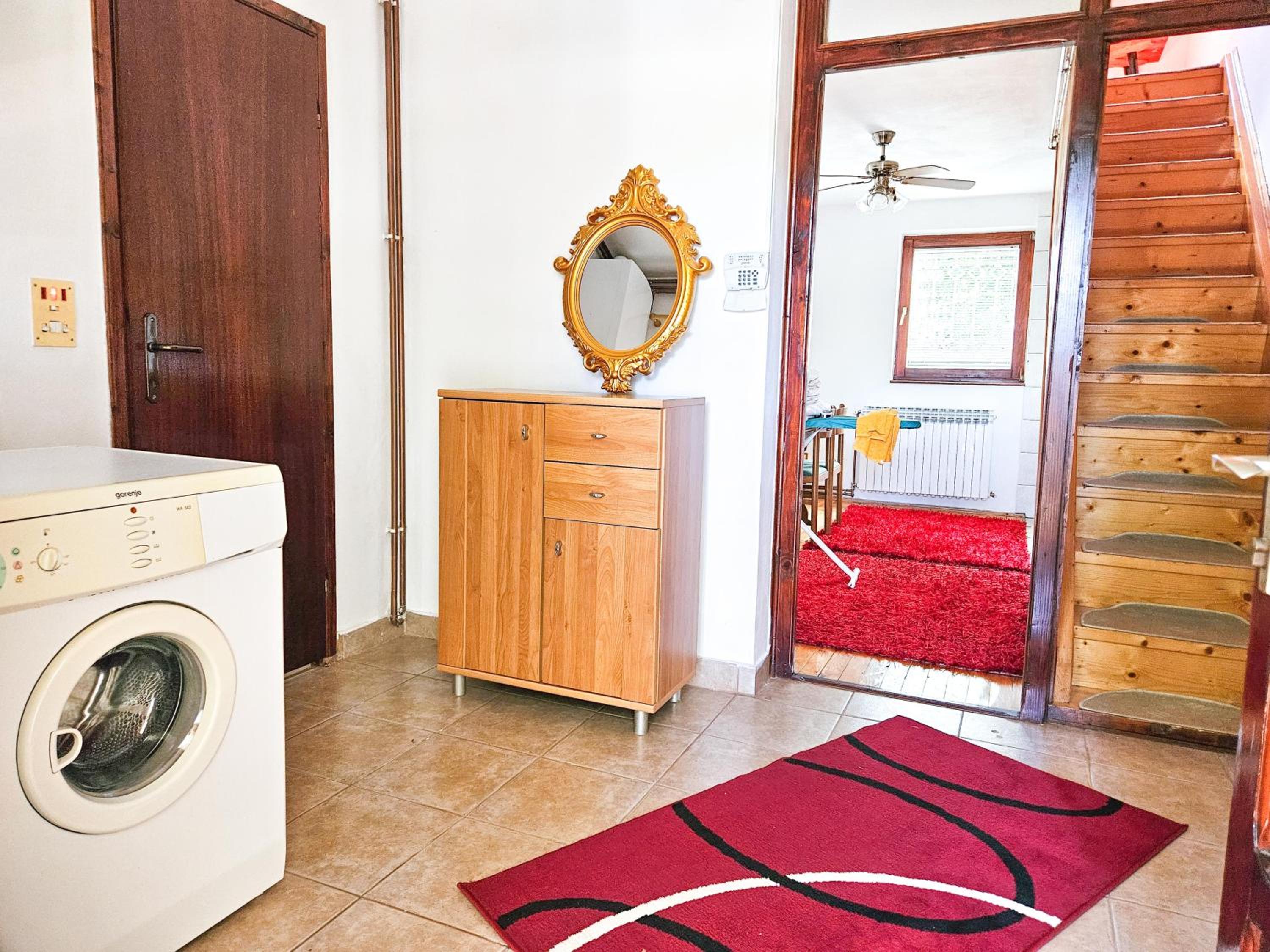 Sarajevo Pine Hideaway - Free Private Parking