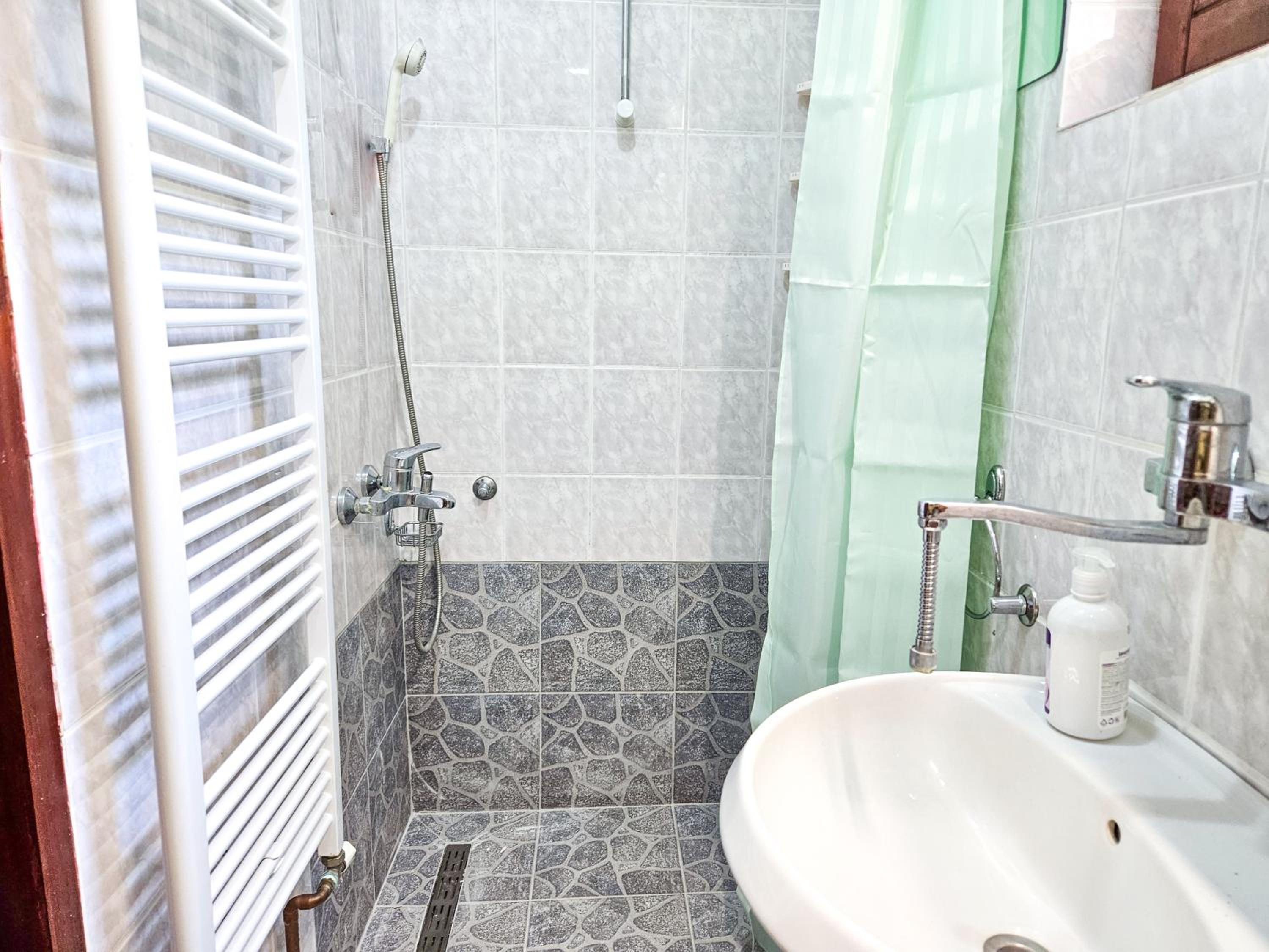 Sarajevo Pine Hideaway - Free Private Parking