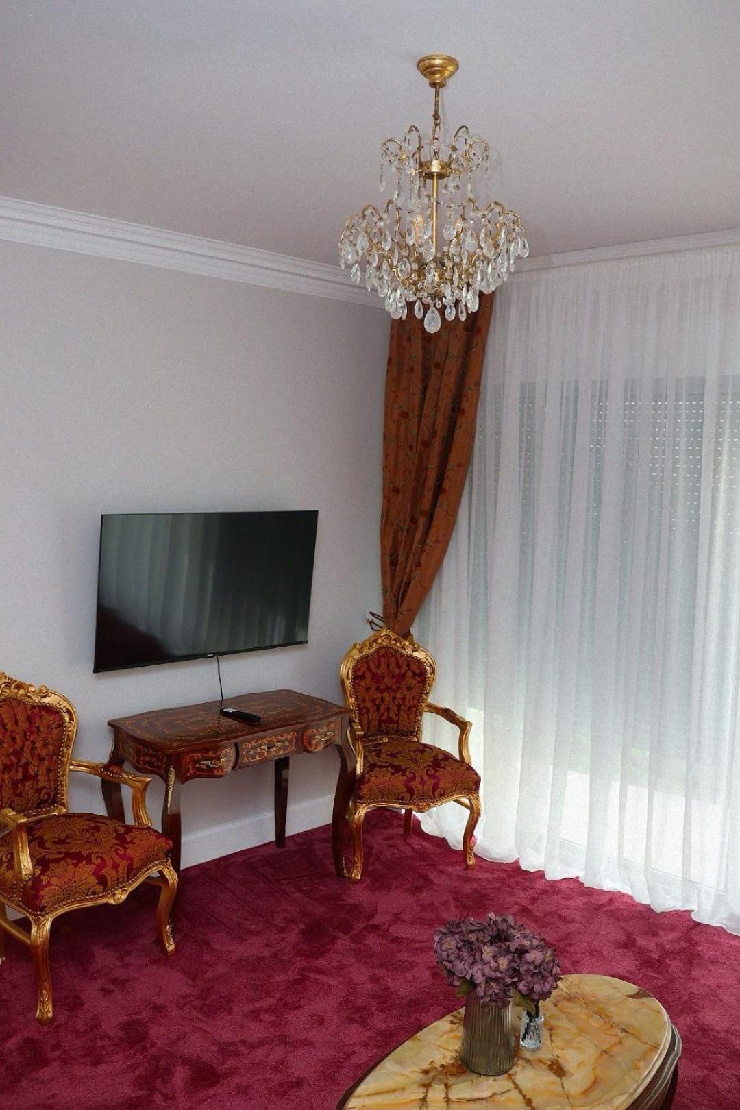 Mostar Royal Residence