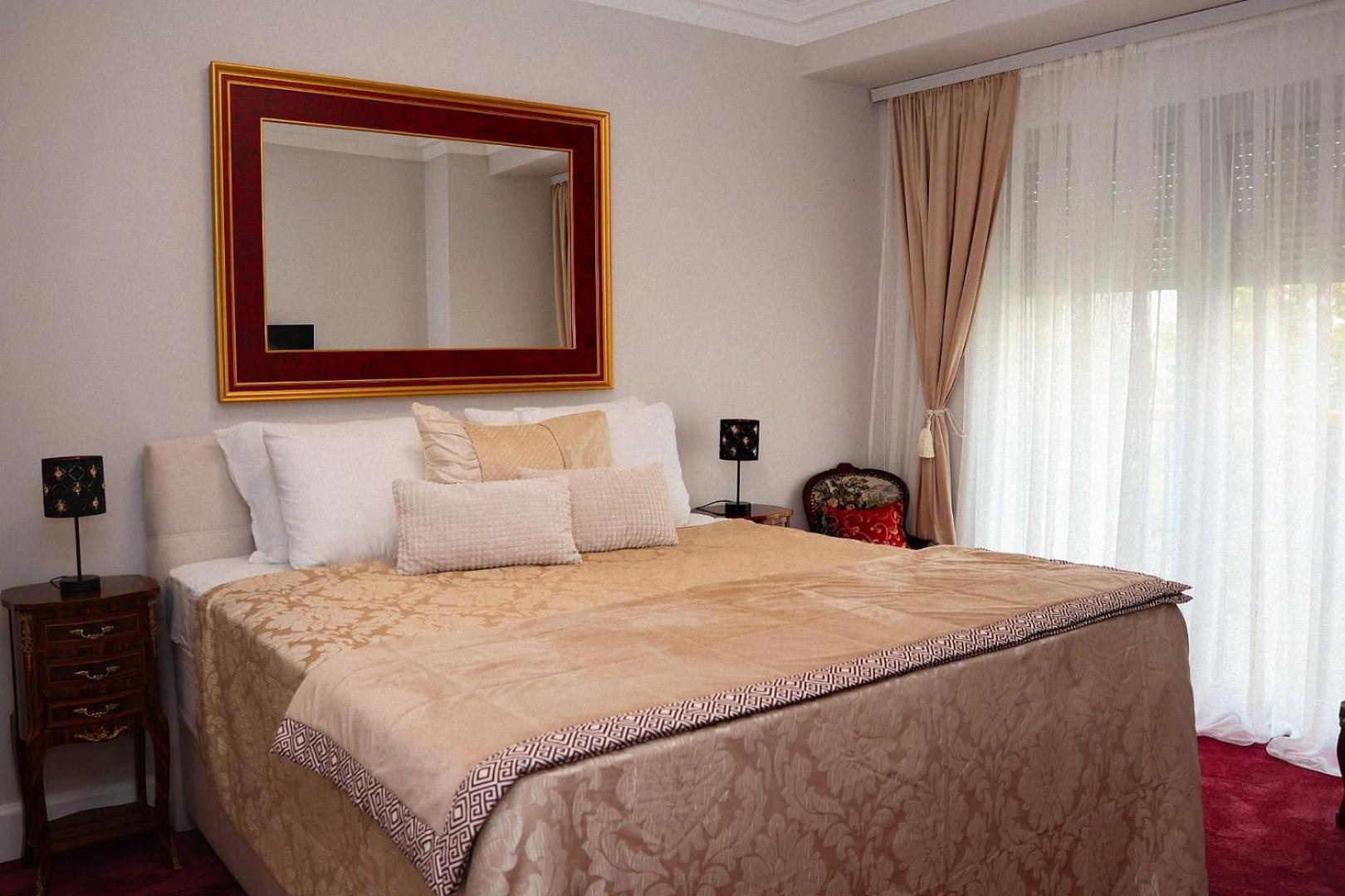 Mostar Royal Residence