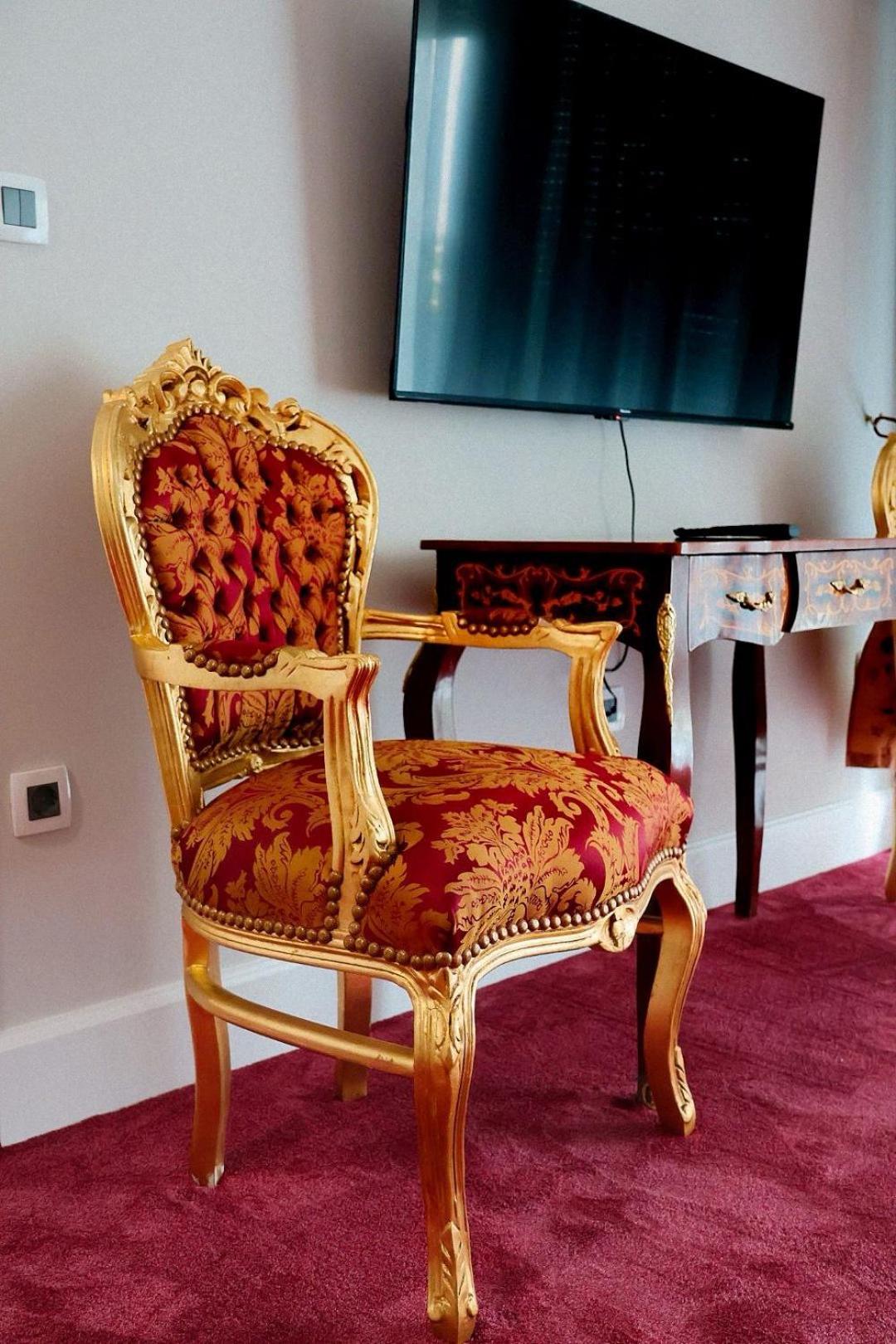 Mostar Royal Residence