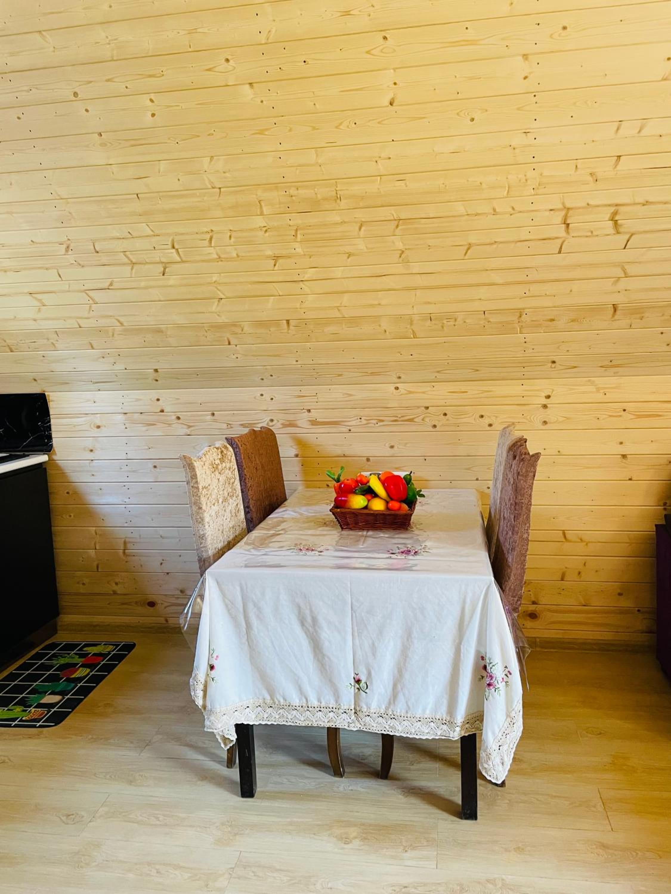 Mountain Cottage - Ananuri