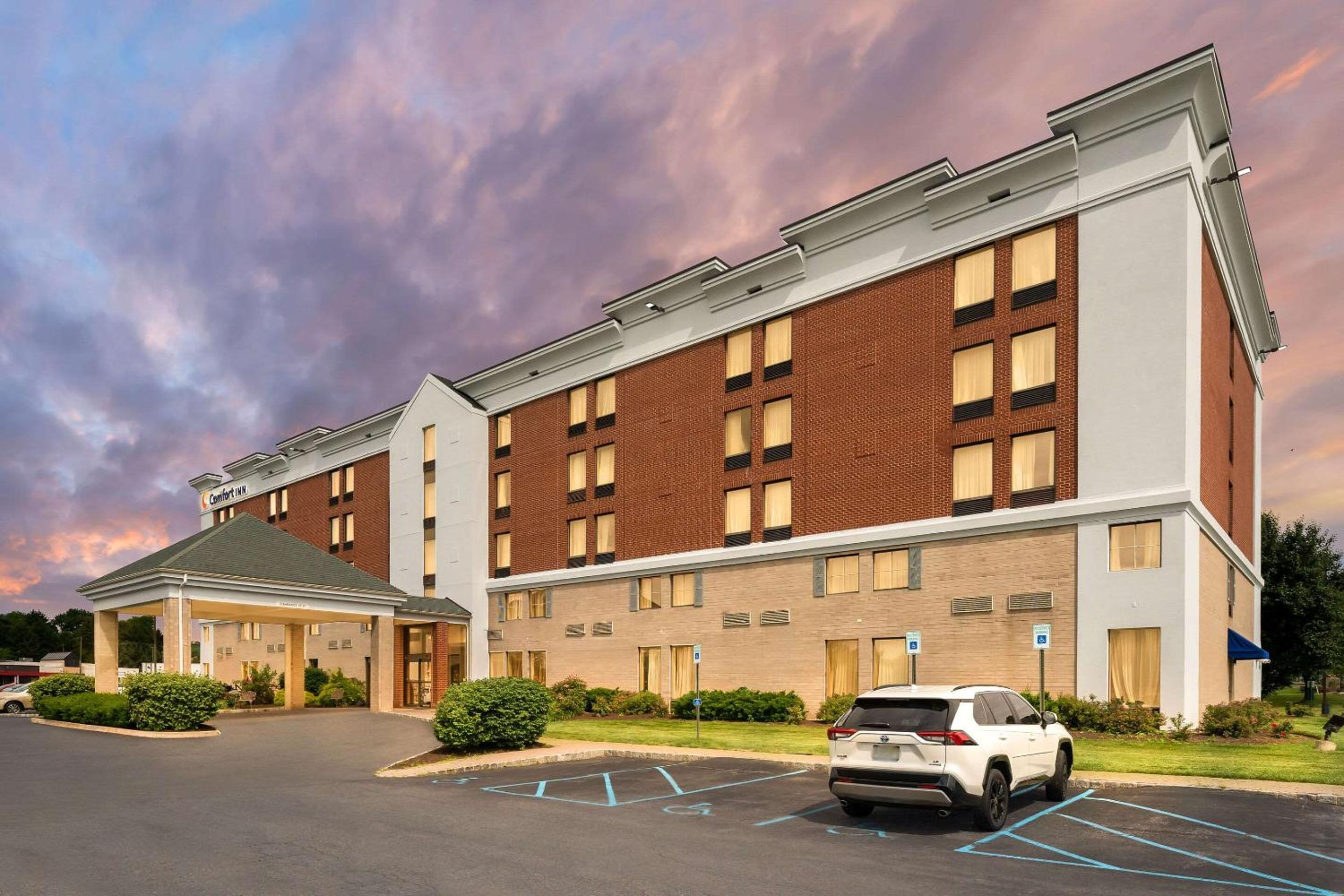 Comfort Inn Lehigh Valley West