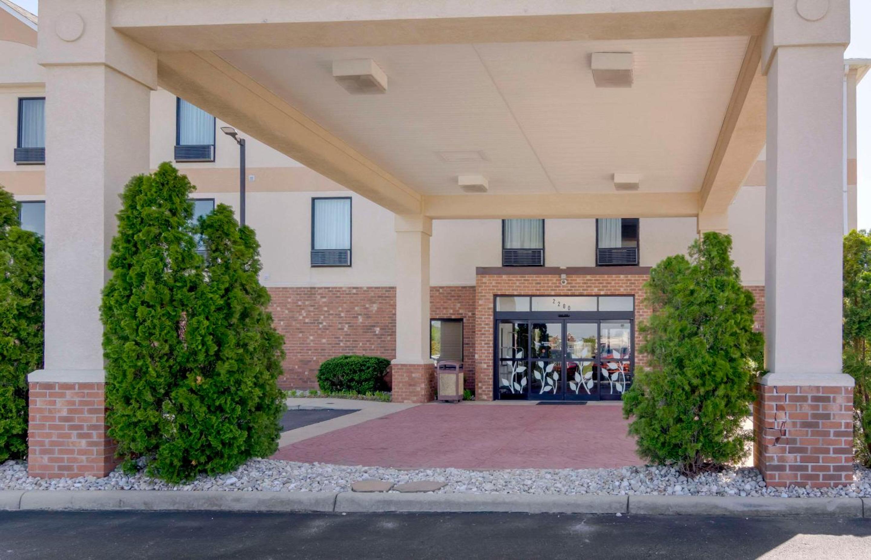 Sleep Inn & Suites Prince George near Fort Lee view 2