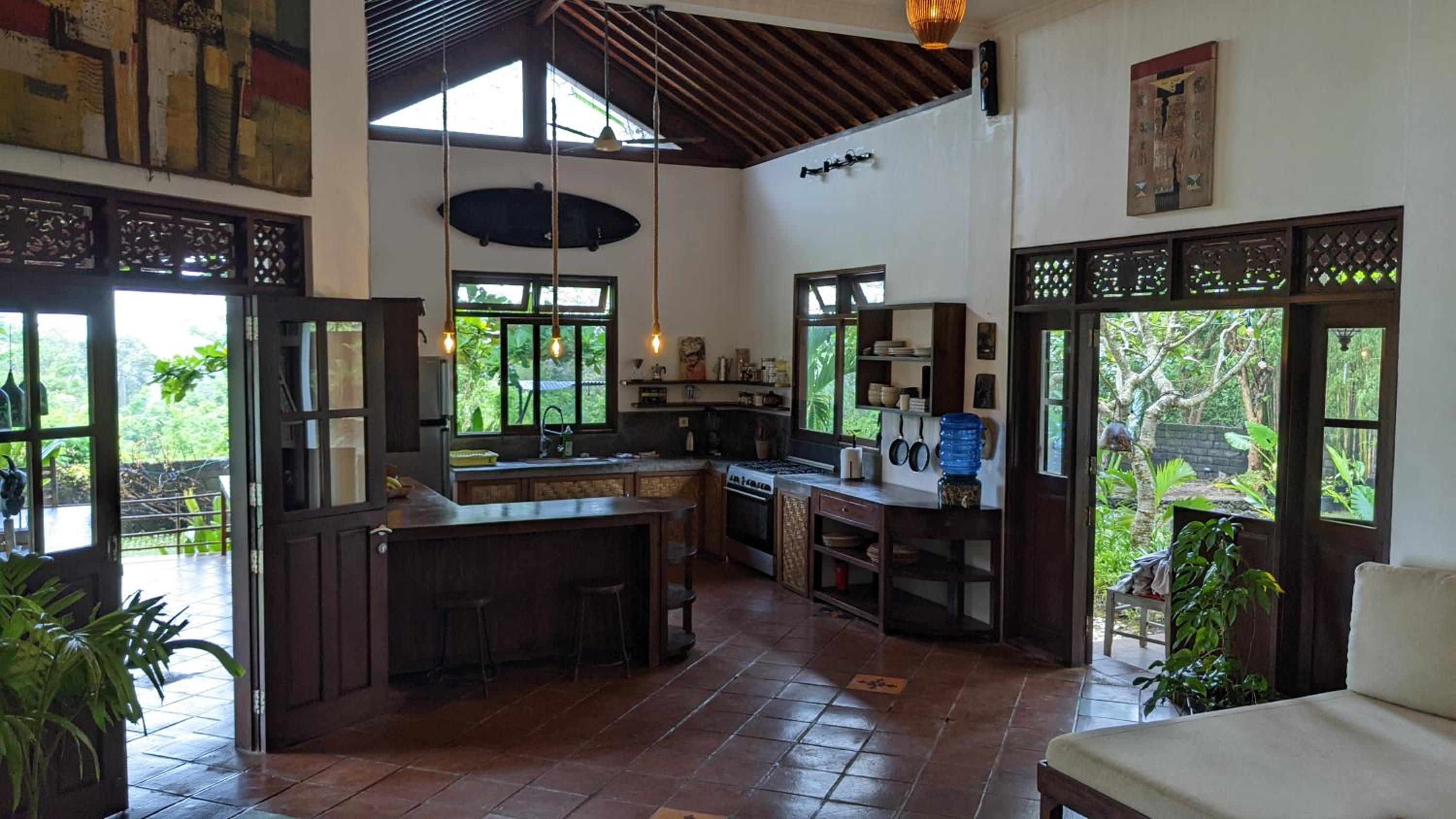 Uluwatu Surf Ranch - Ocean View Hacienda view 3
