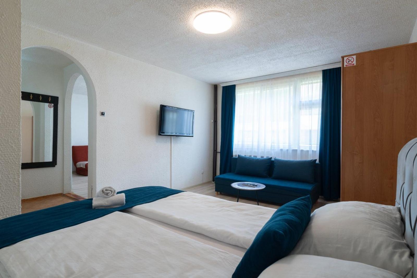 Apartman M&A