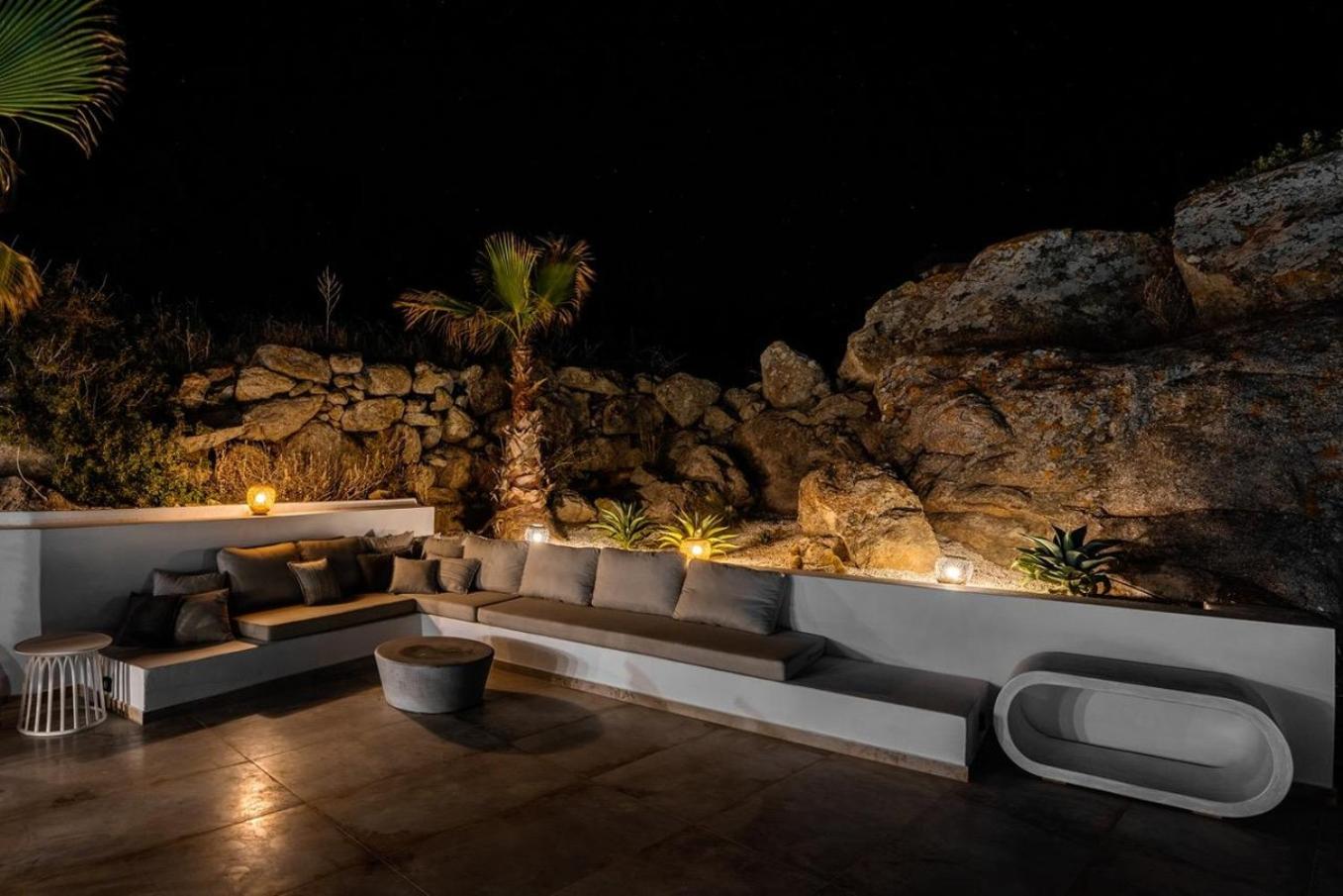Mikri Sorriso - Beach Villa - pool & Jacuzzi view 5