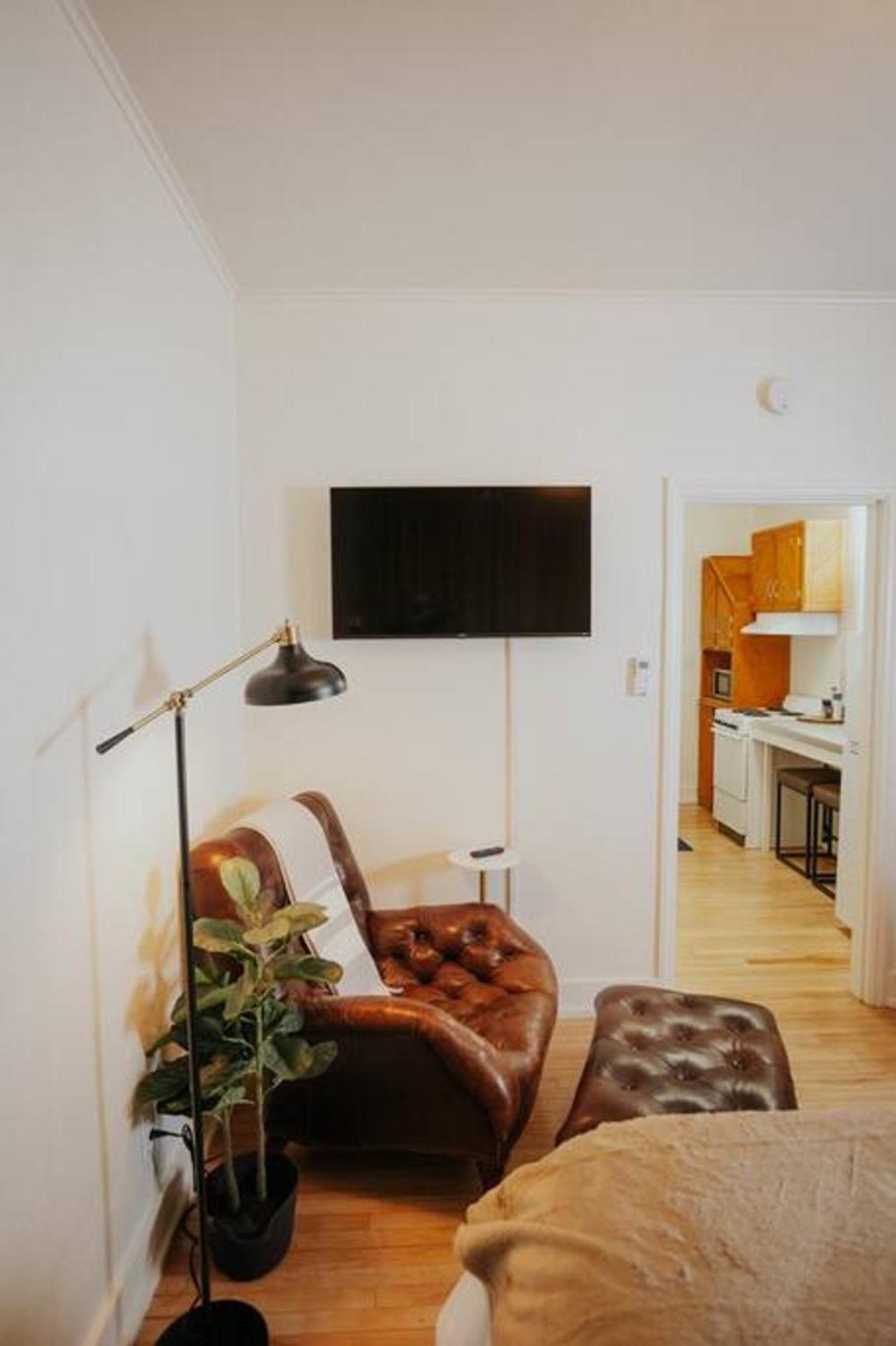 Oakdale Suites - Master Property