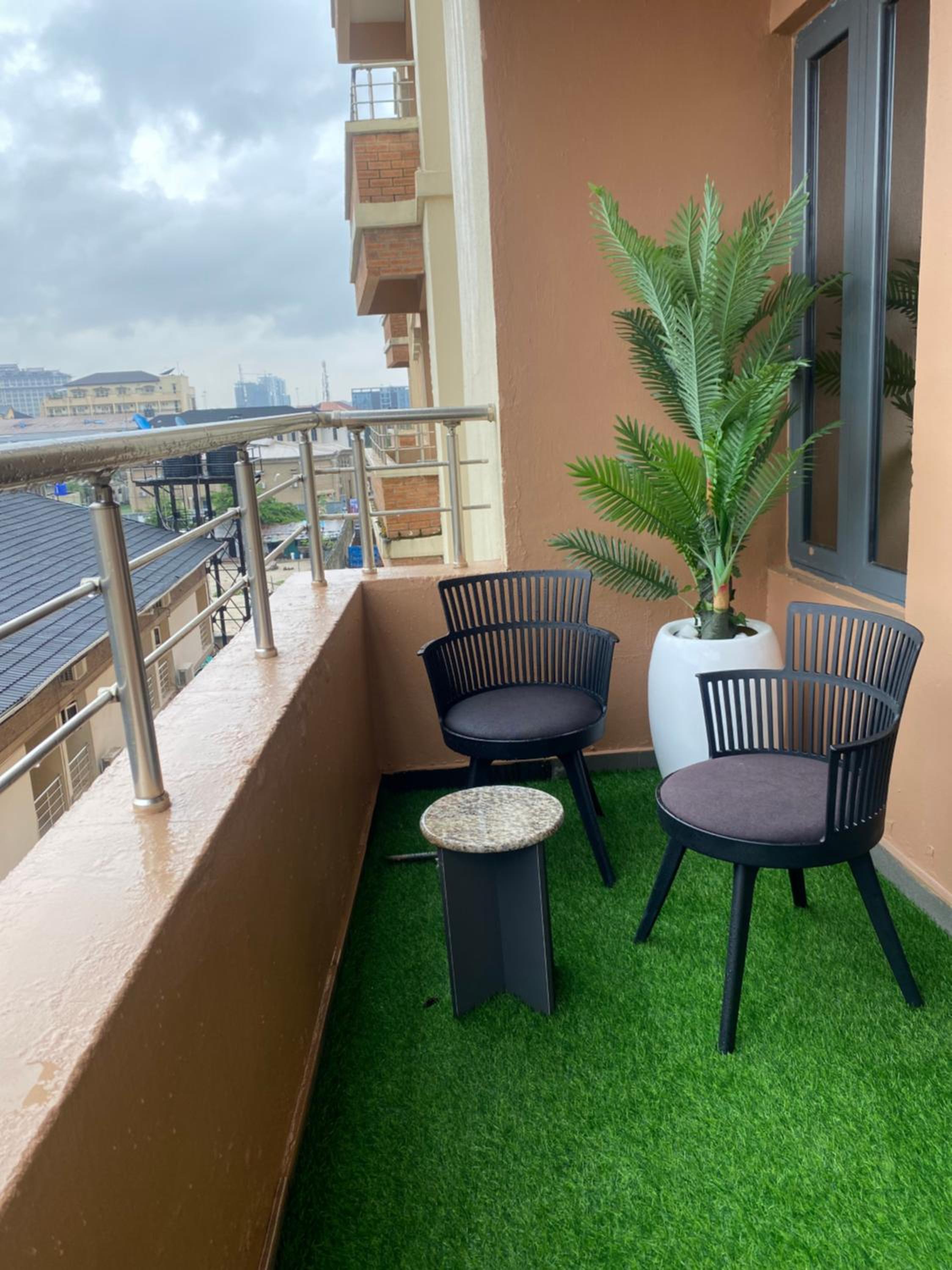 Super luxurious 3 bedroom apartment with pool in Oniru estate, VI view 3