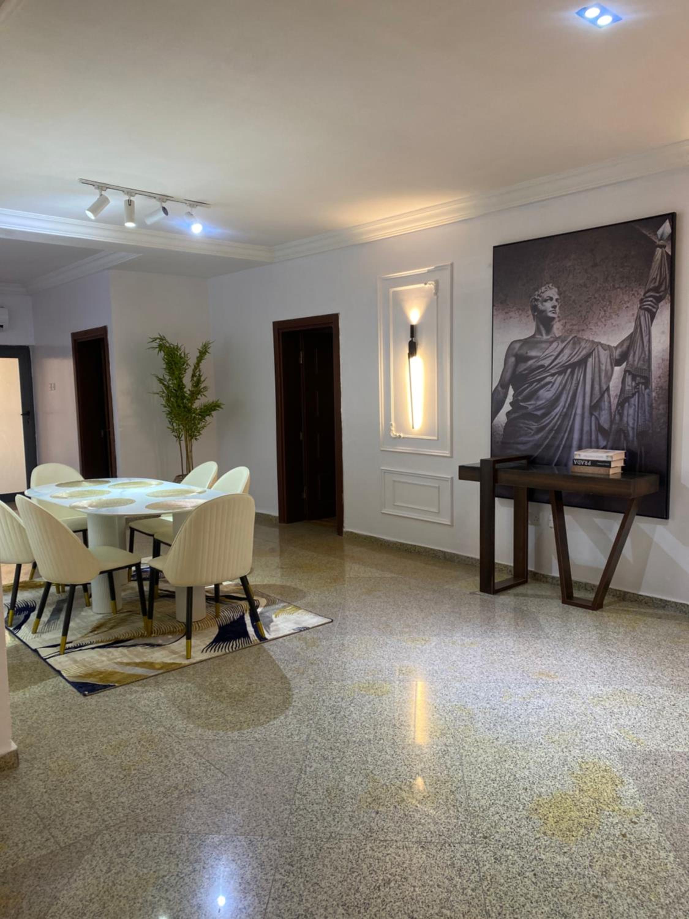 Super luxurious 3 bedroom apartment with pool in Oniru estate, VI view 2