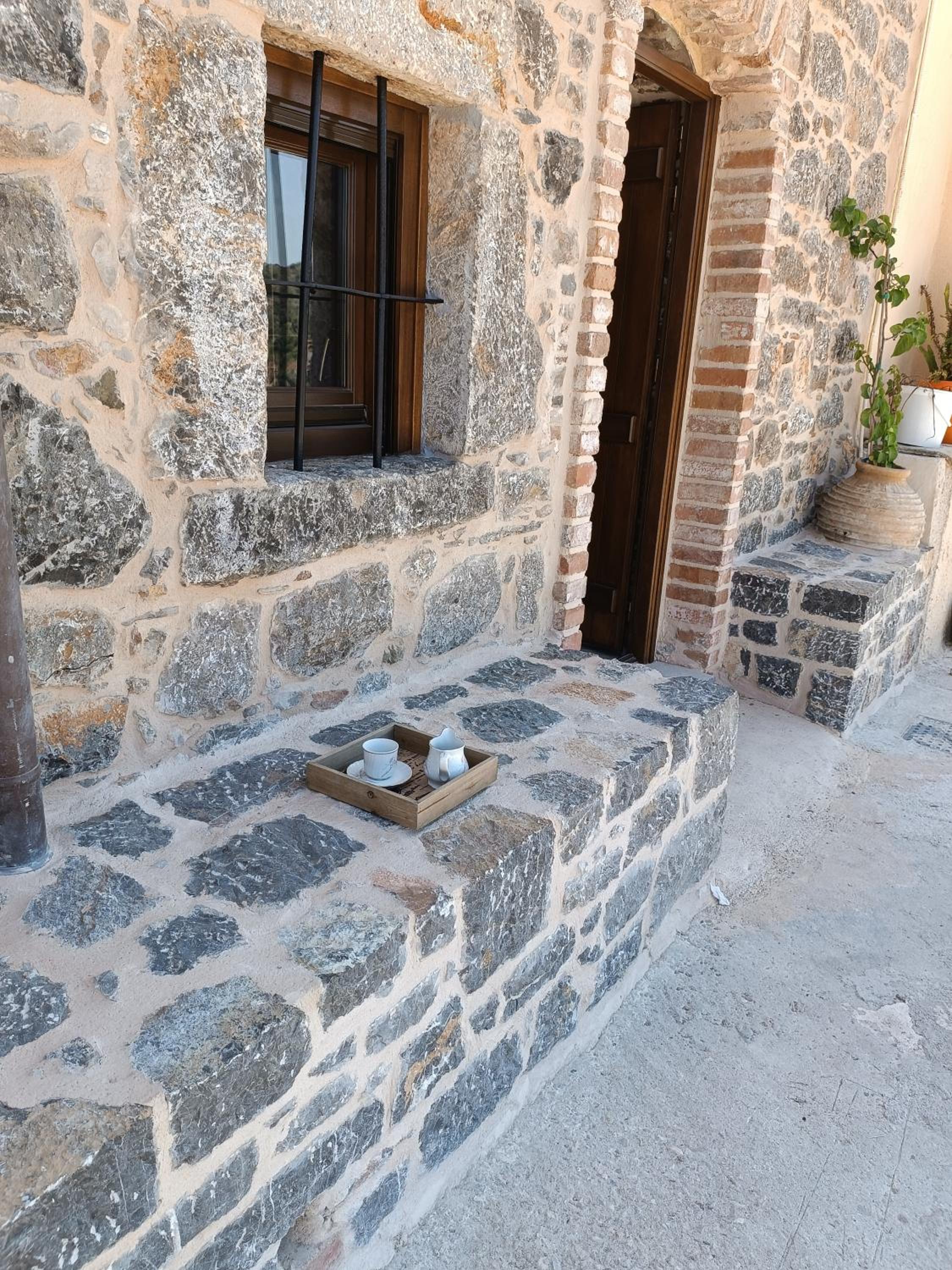 Vlychos Olympi Lodges - Chios Cozy Getaways