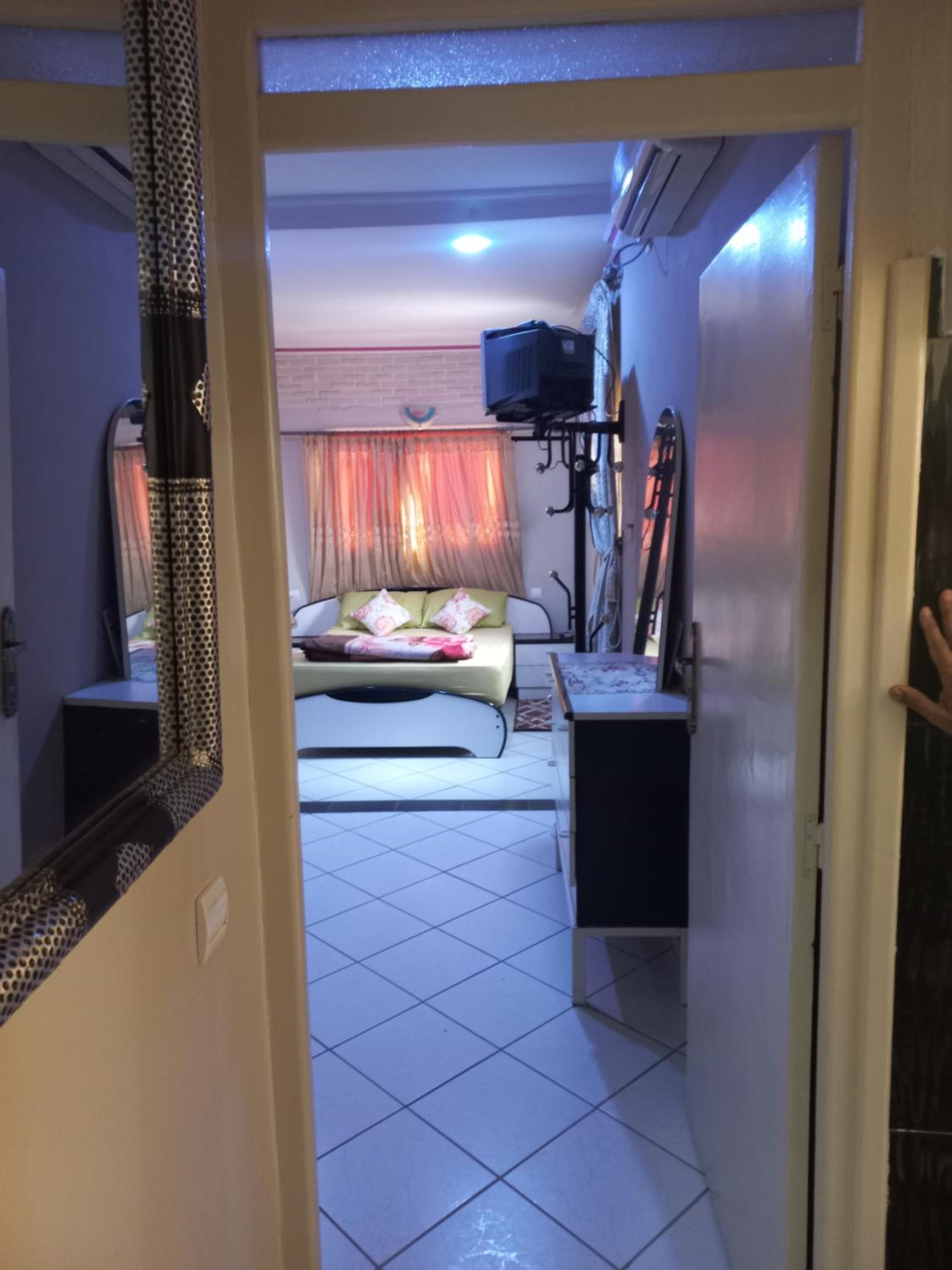 hotel room