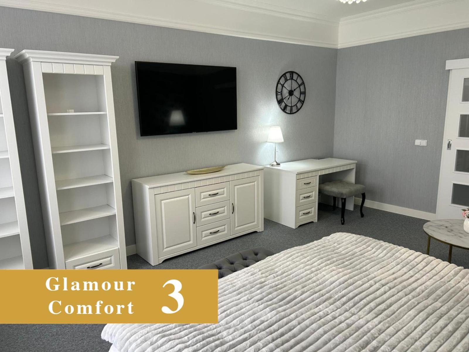 EFIPA Glamour Apartments