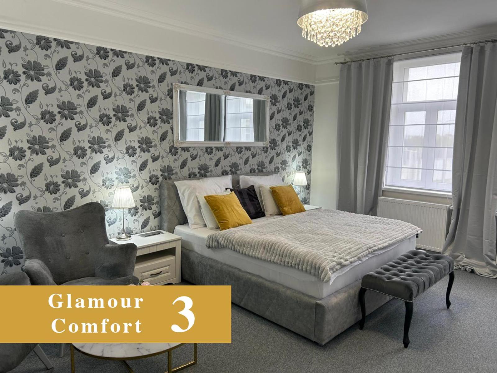 EFIPA Glamour Apartments