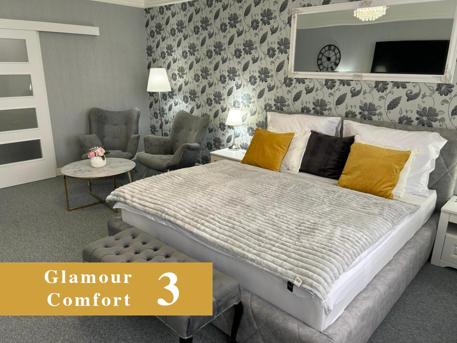 EFIPA Glamour Apartments