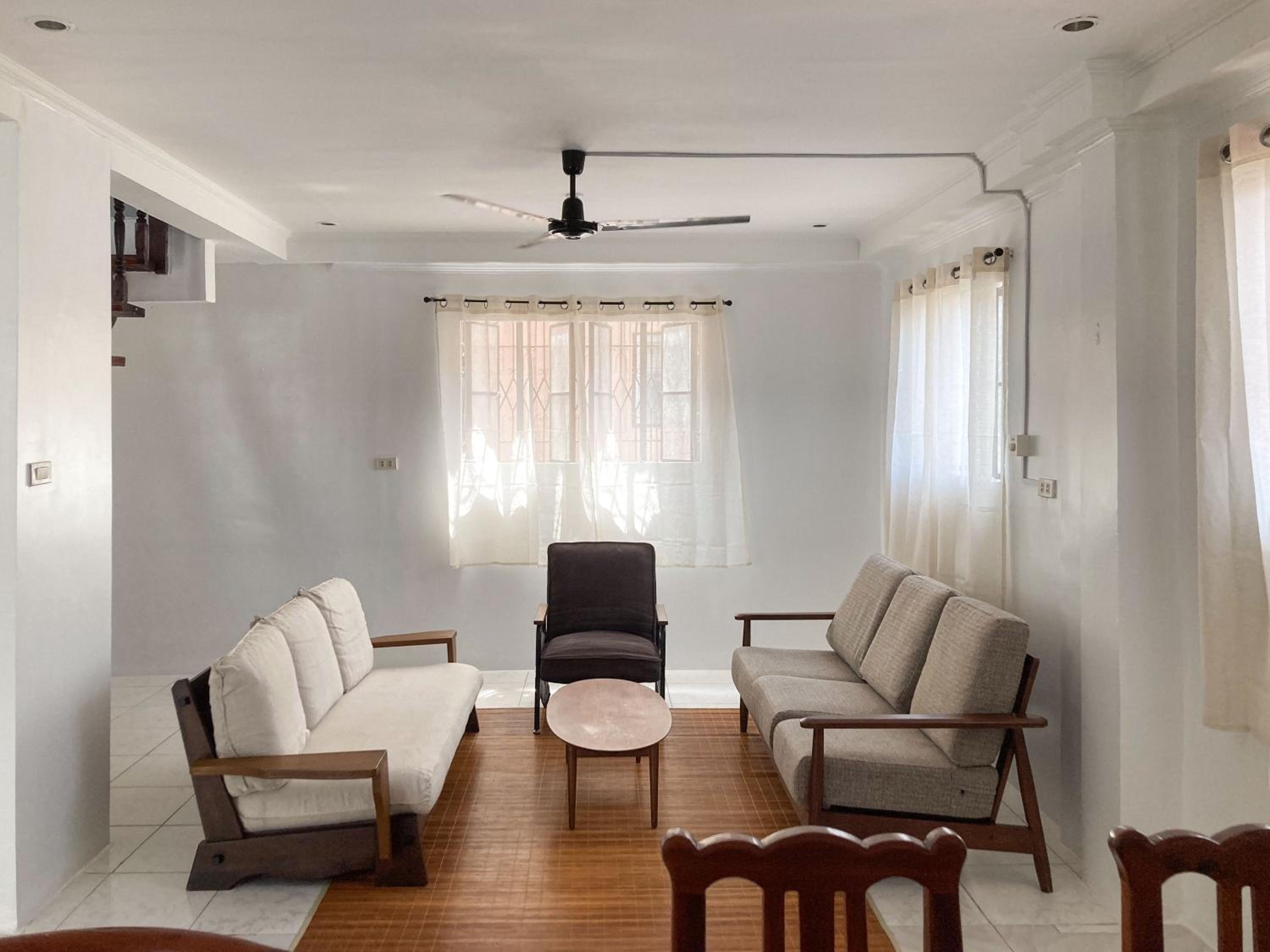 Spacious 3BR house in La Union near beach view 4