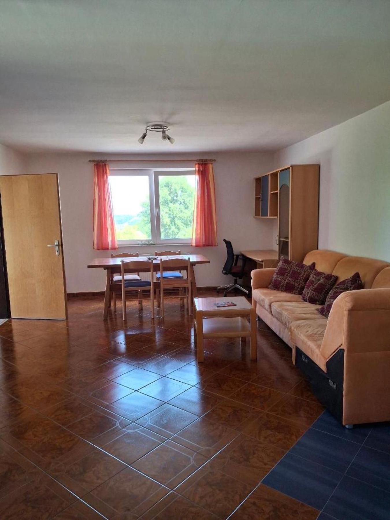 Apartma Grlica