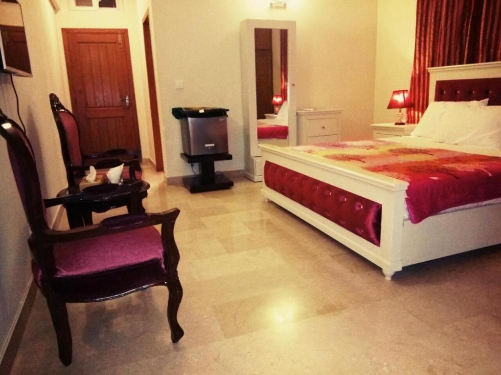 Royal Galaxy Bed & Breakfast Islamabad - For Families Only view 2