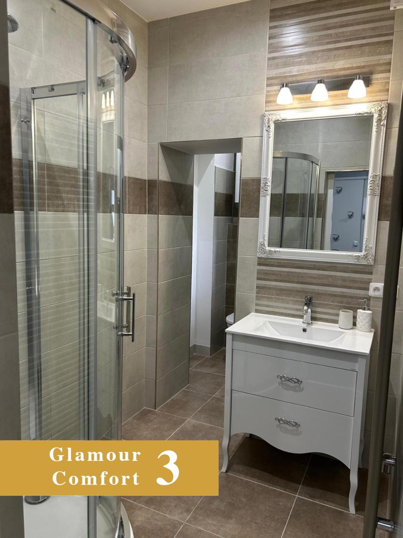 EFIPA Glamour Apartments