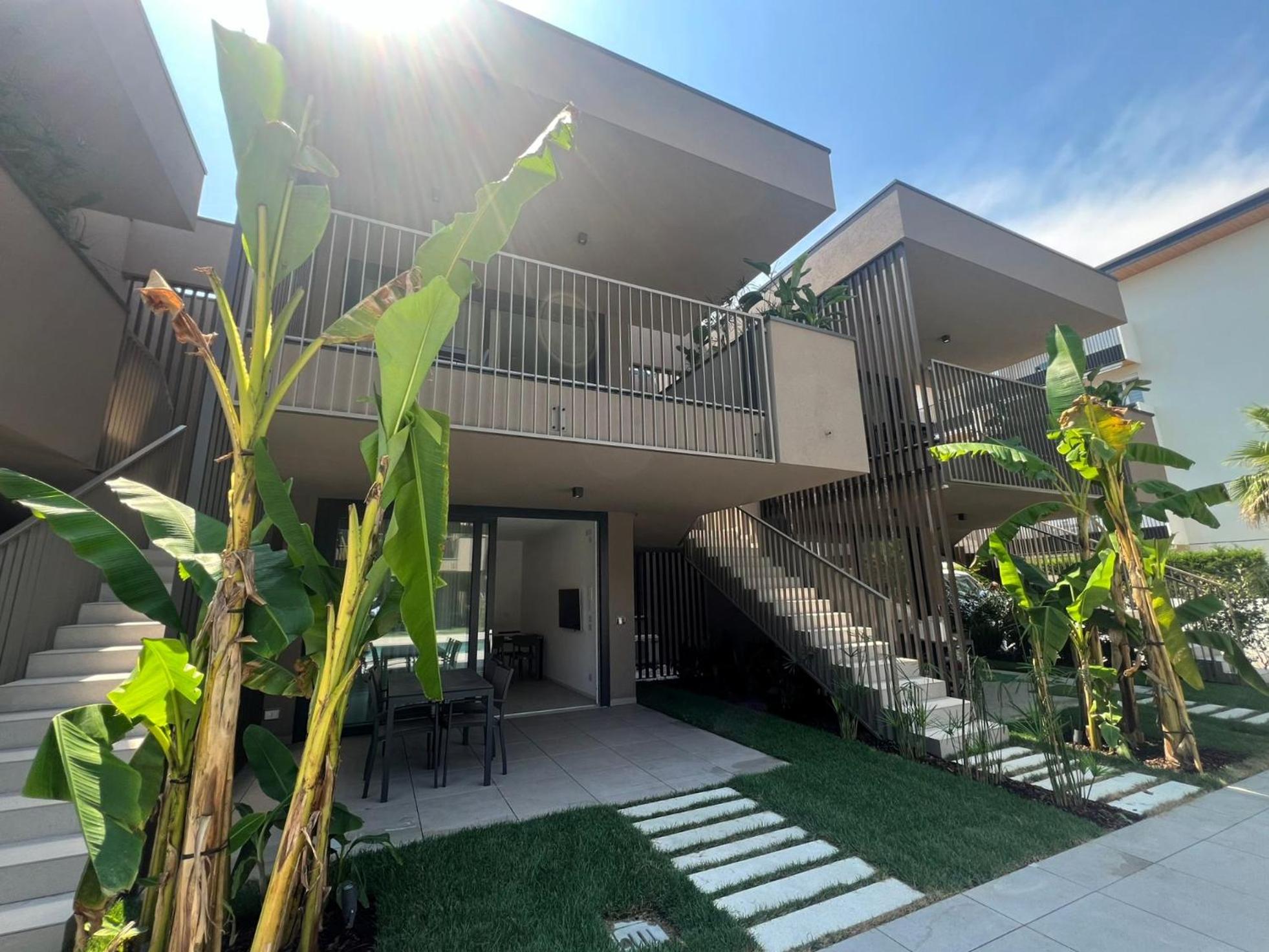 Sun Village Residence con Piscina - Piazza Aurora - Adria Holiday Jesolo - FAMILY APARTMENTS