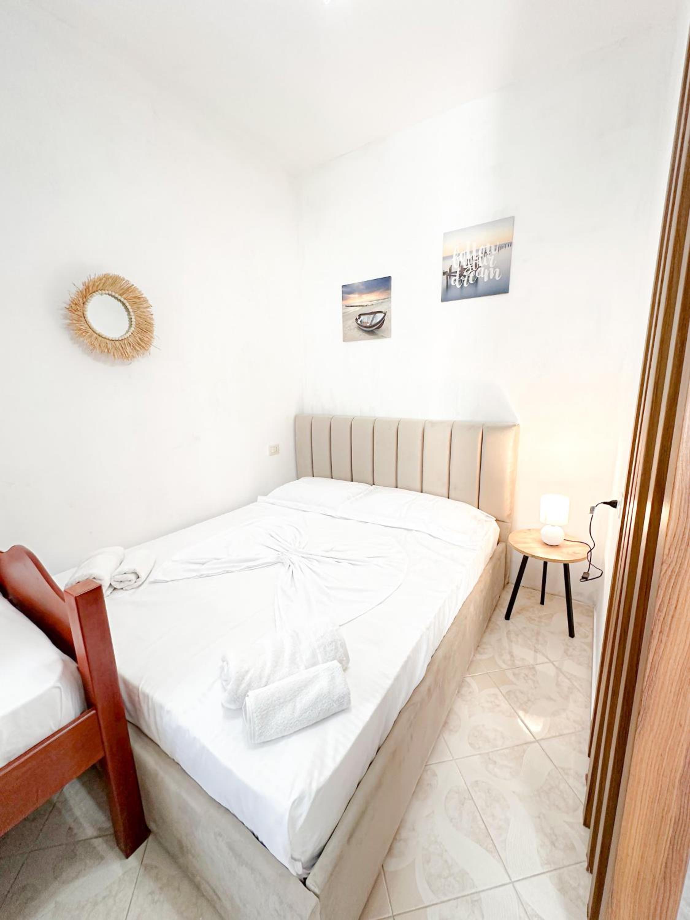 E Apartment
