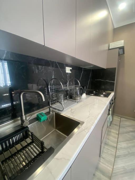 Cozy apartment in Yerevan near Komitas