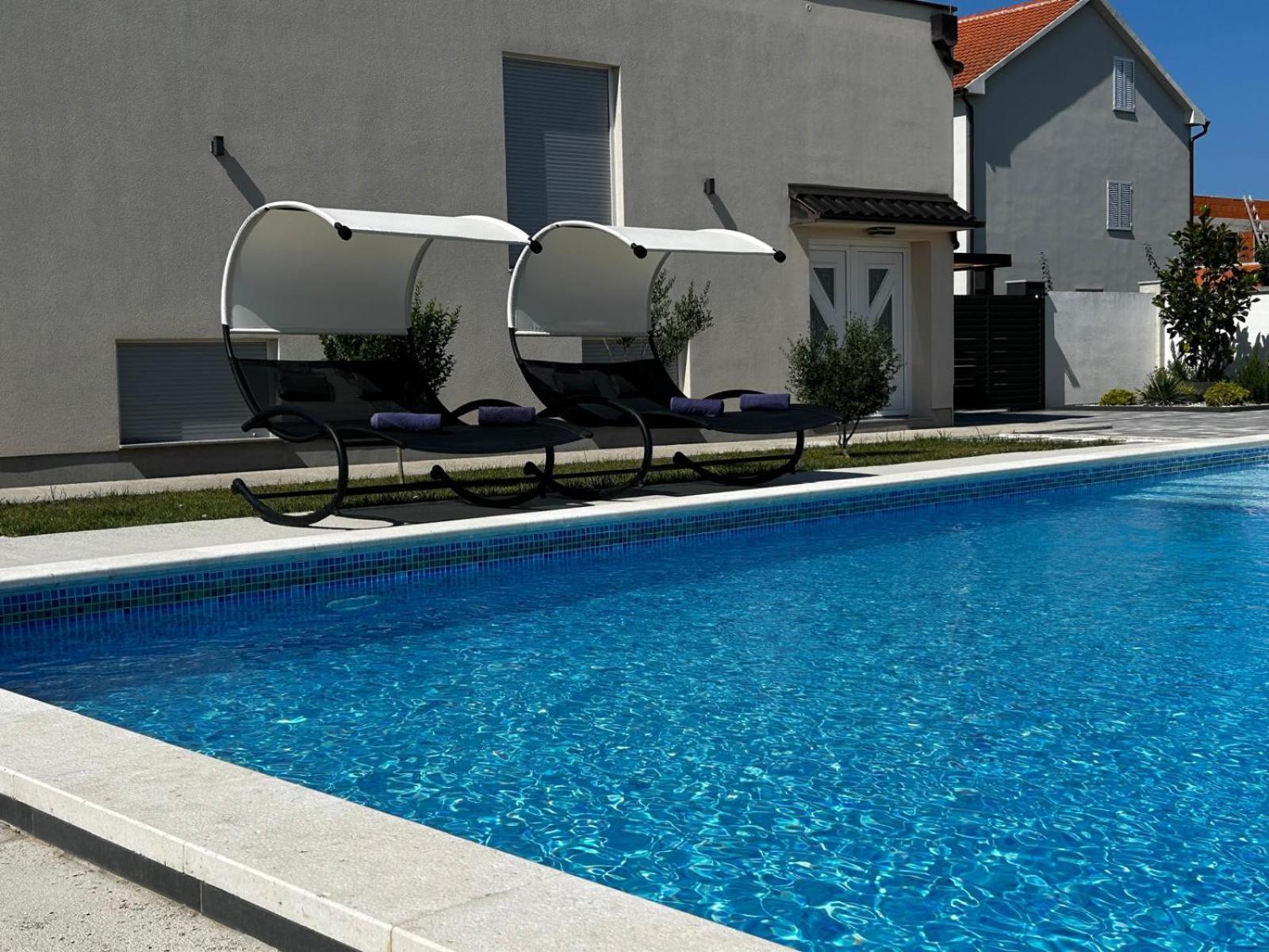 Villa Miranda with pool