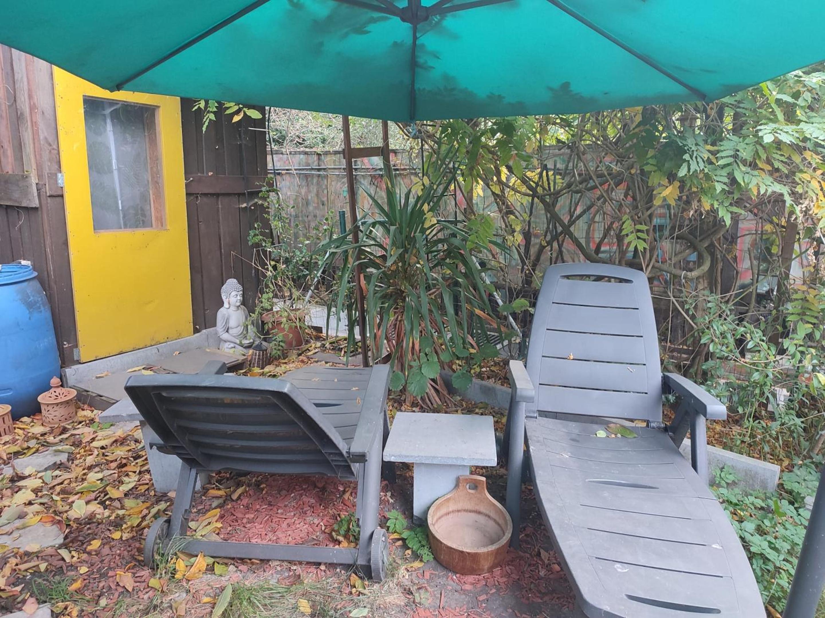 Cozy Apartment in Estinnes – 40 sqm with a fenced garden.