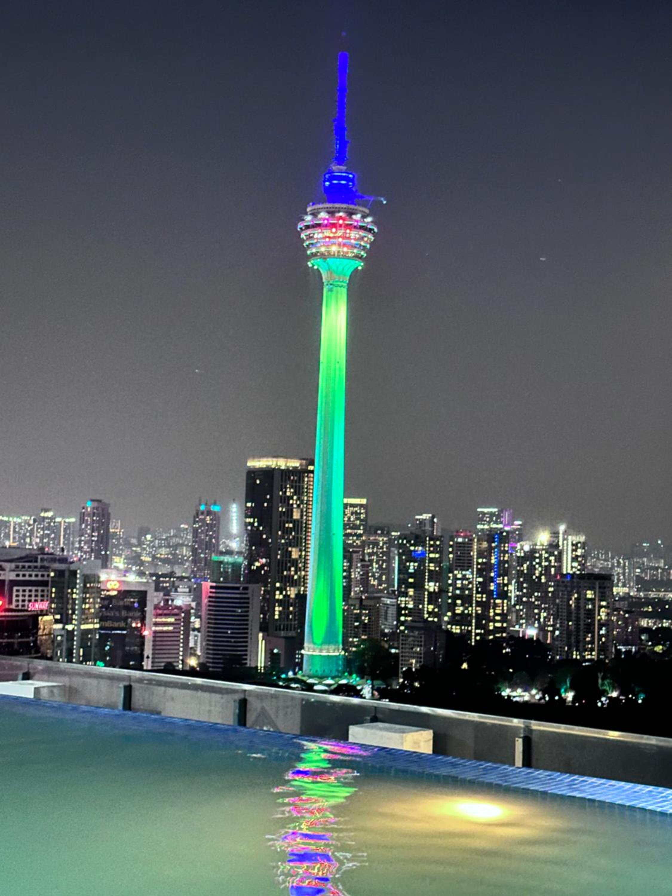 THE LUXE INFINITUM KLCC By KL MALAYSIA