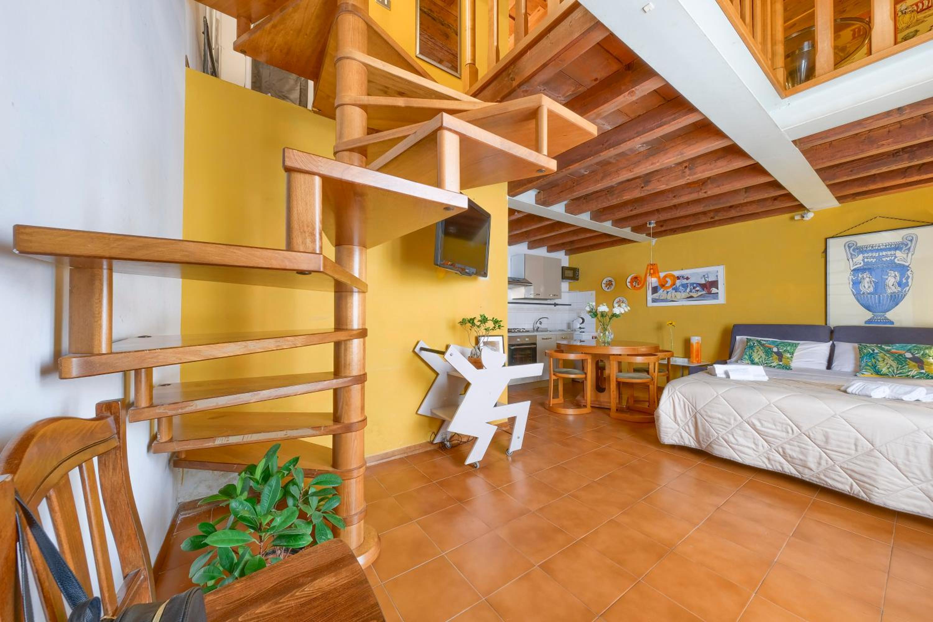 La casa di DANTE ALIGHIERI