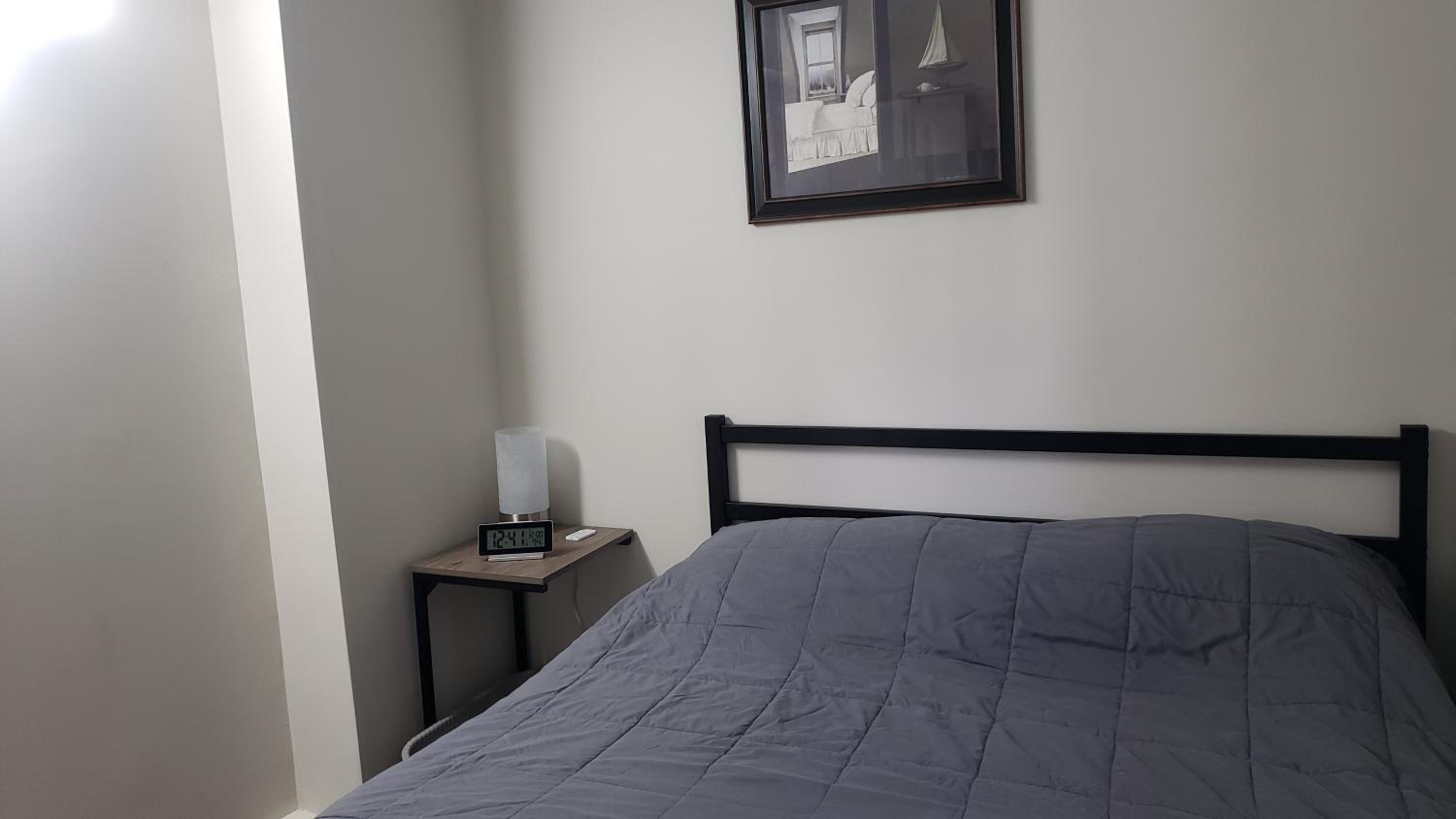 Cozy home on a quiet street minutes to DT Kingston