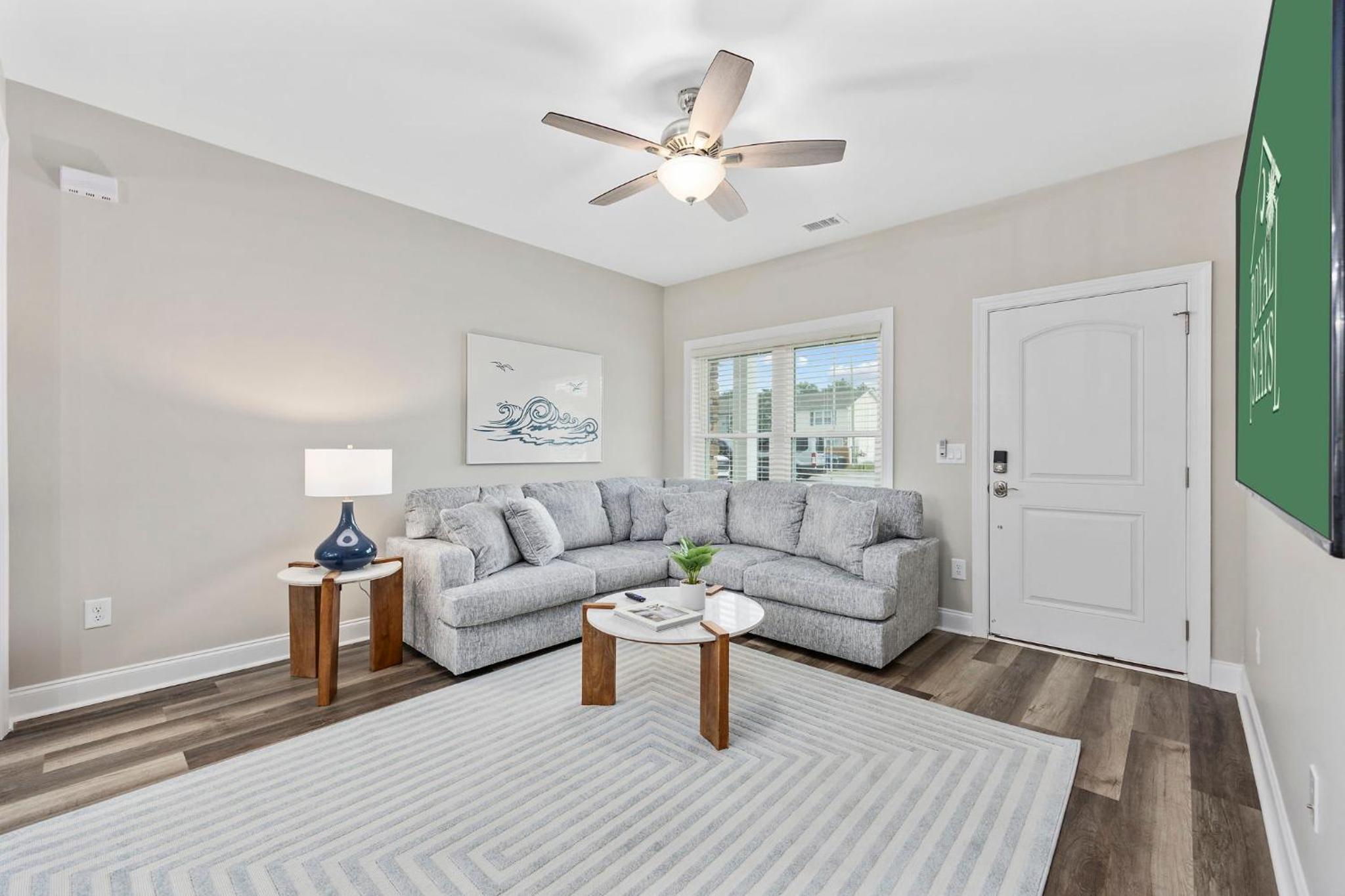 Pier View Home | Sleeps 10 | Pet Friendly view 5